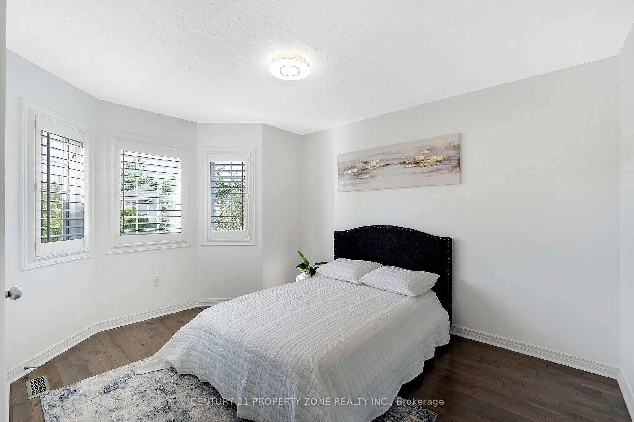 11 Kensington Trail
