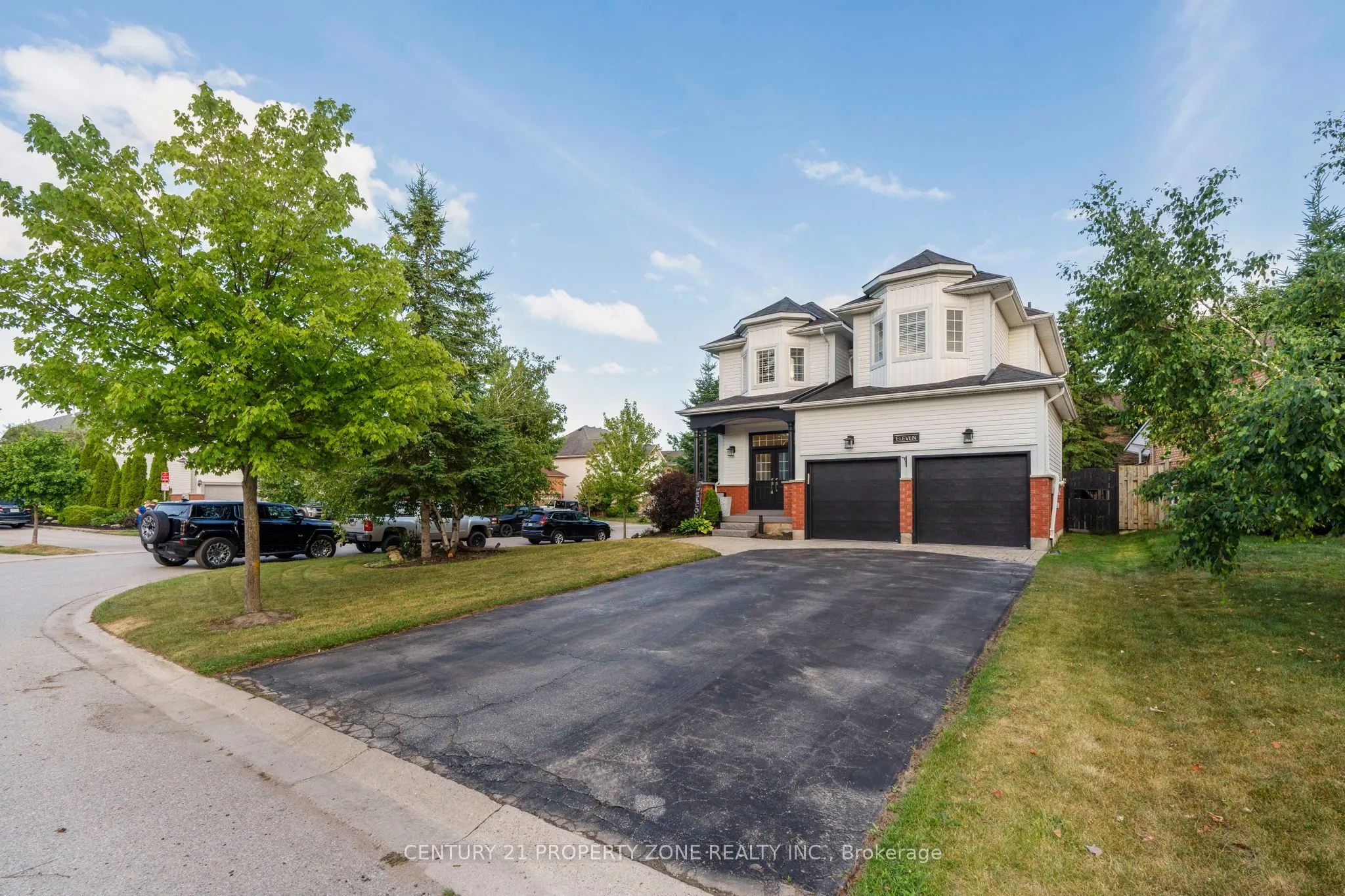 11 Kensington Trail