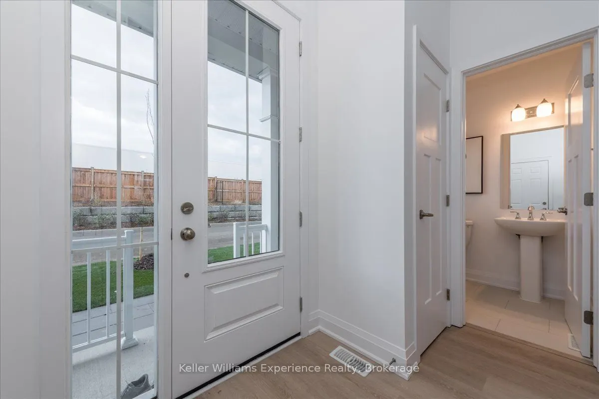14 Allison Lane, #14