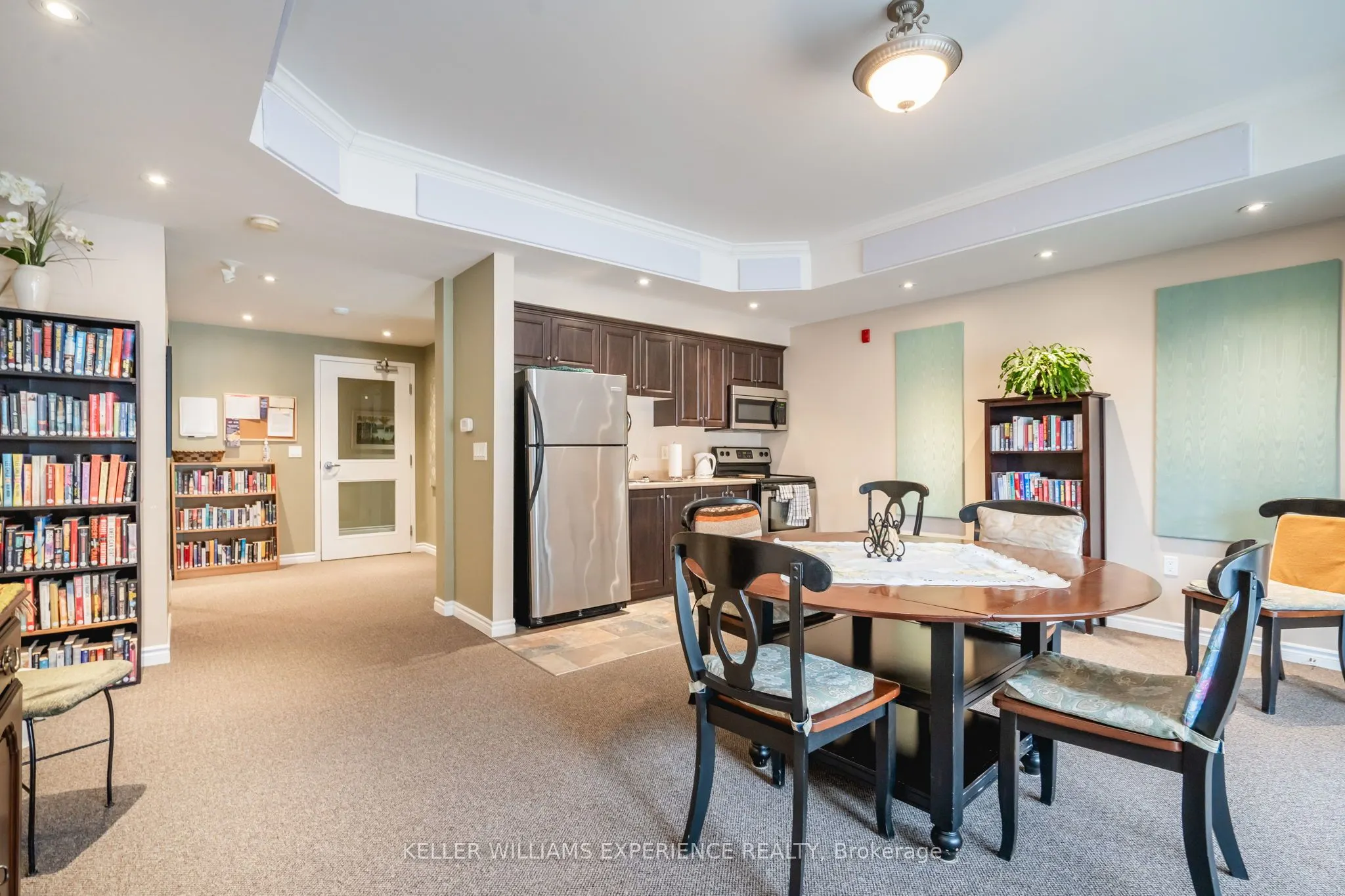 19B Yonge Street N, #103