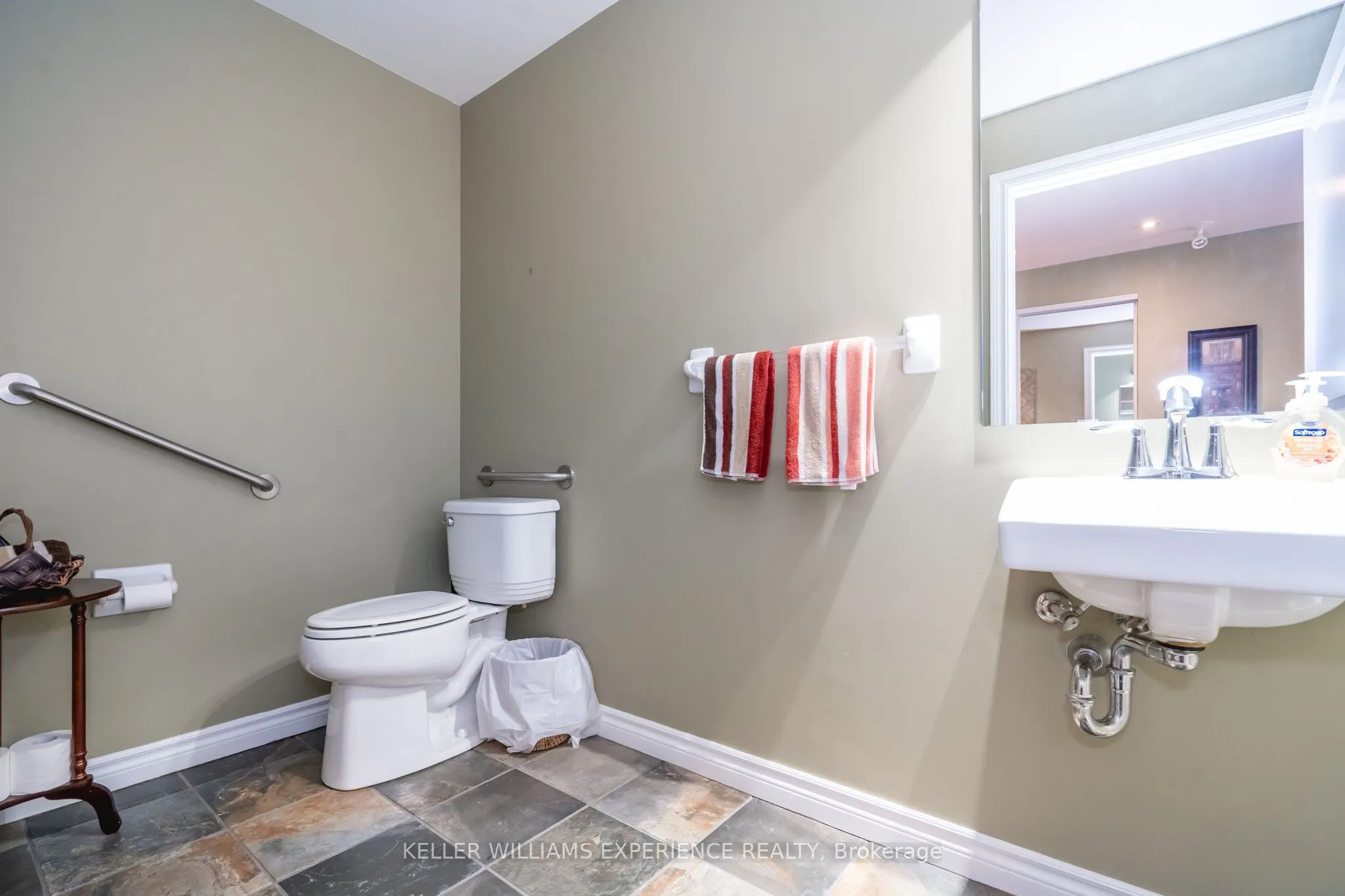 19B Yonge Street N, #103