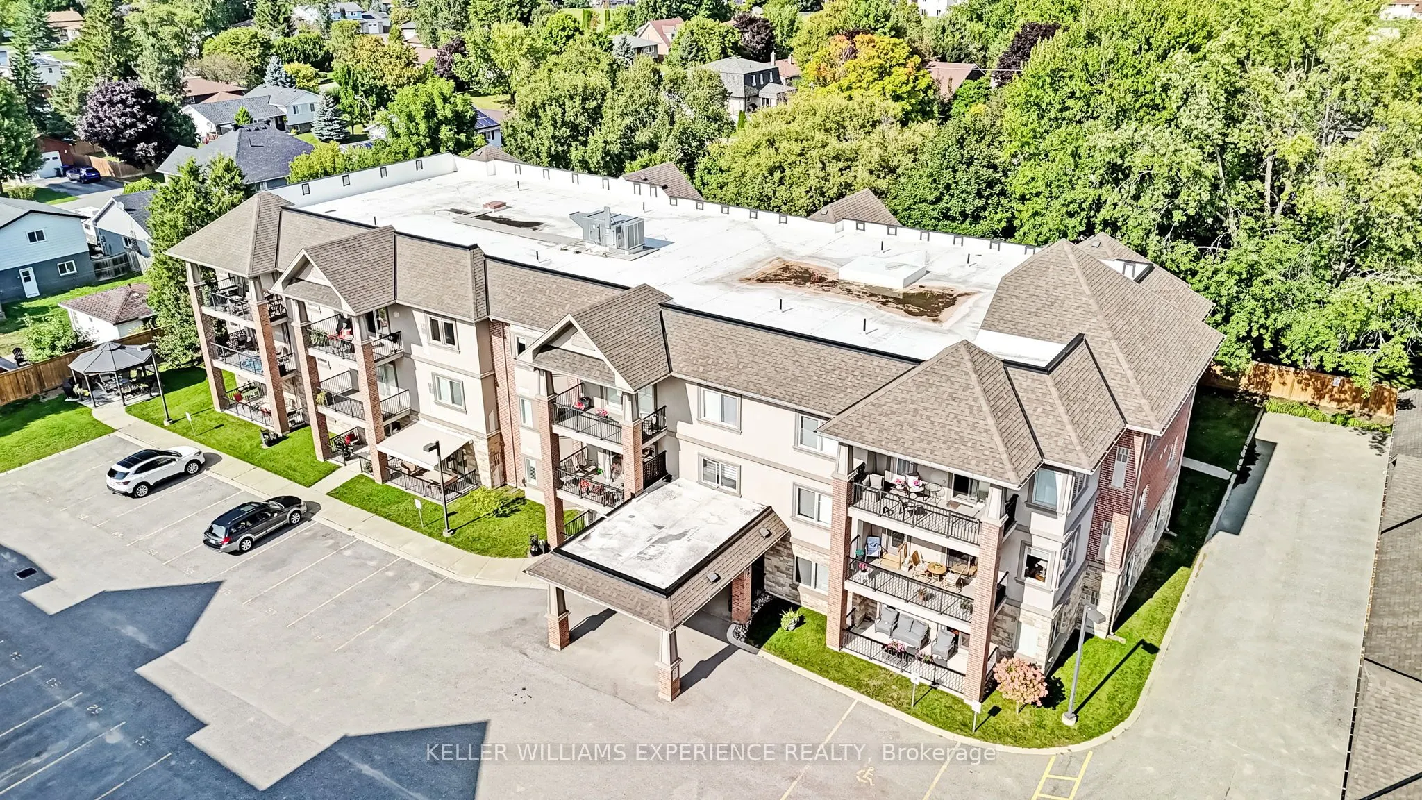 19B Yonge Street N, #103