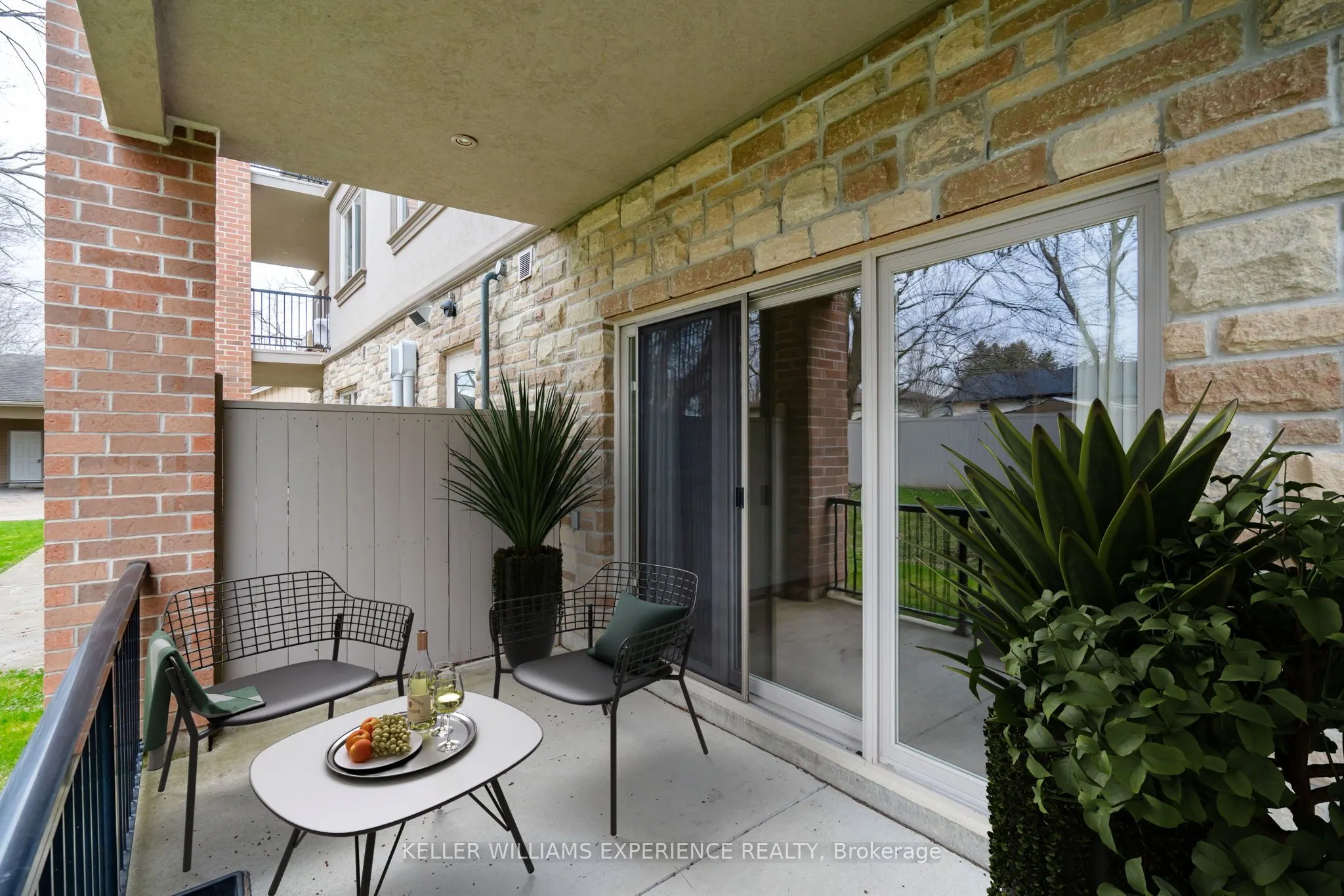 19B Yonge Street N, #103
