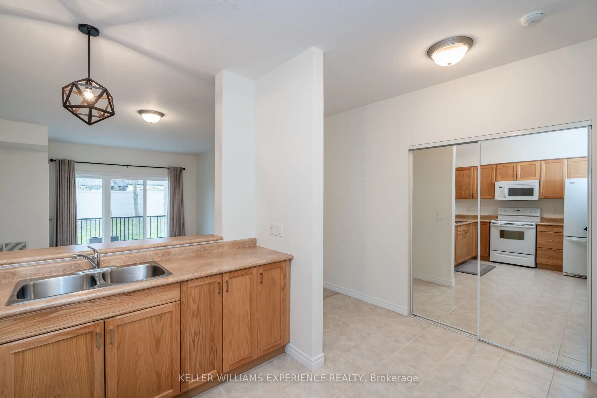 19B Yonge Street N, #103