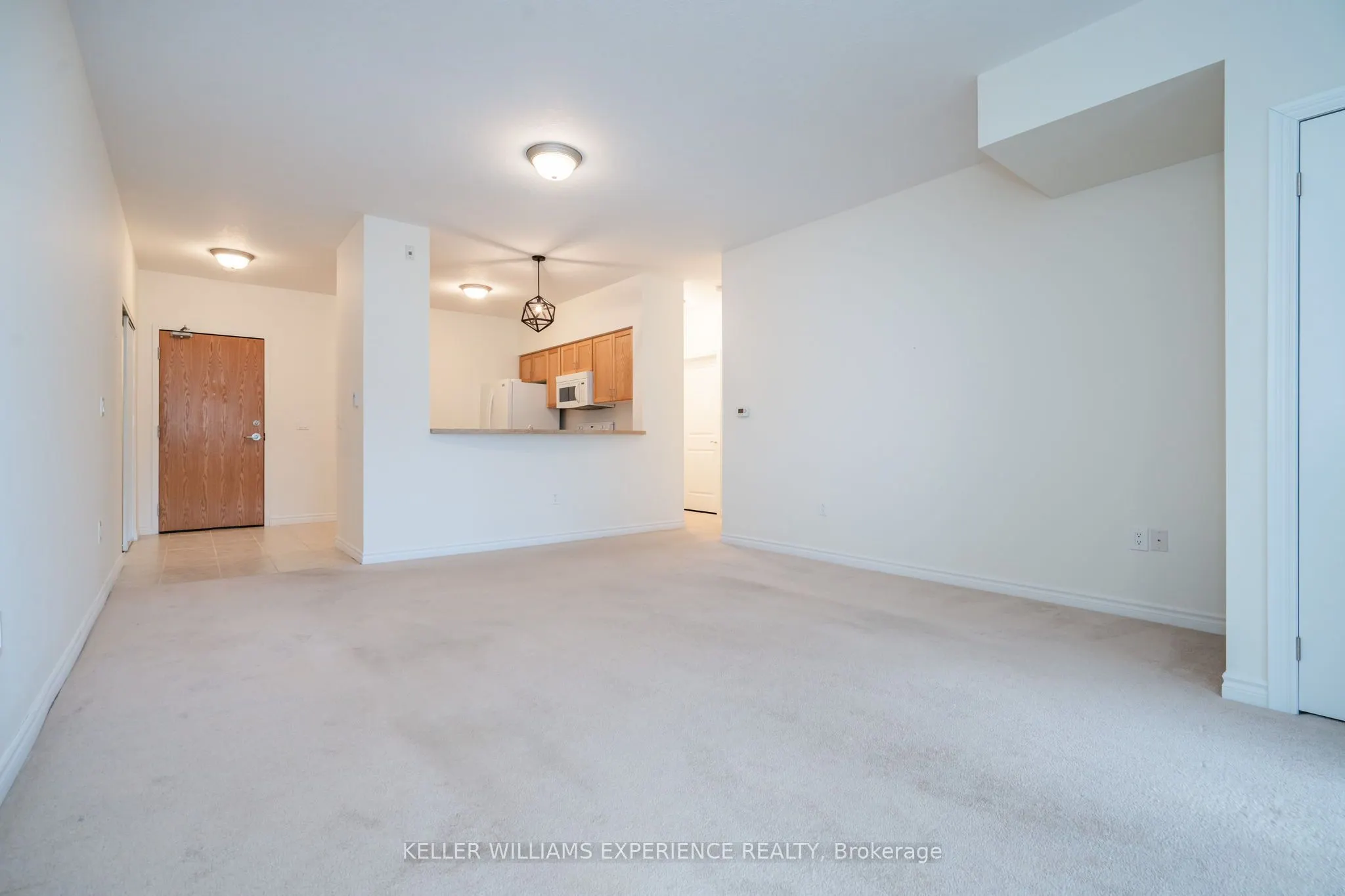19B Yonge Street N, #103