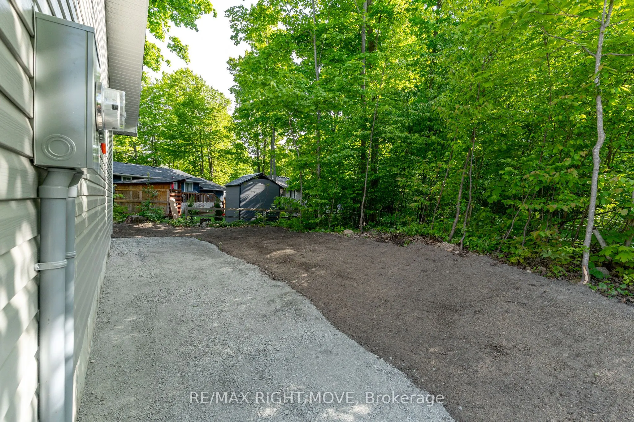 1 ojibway Court