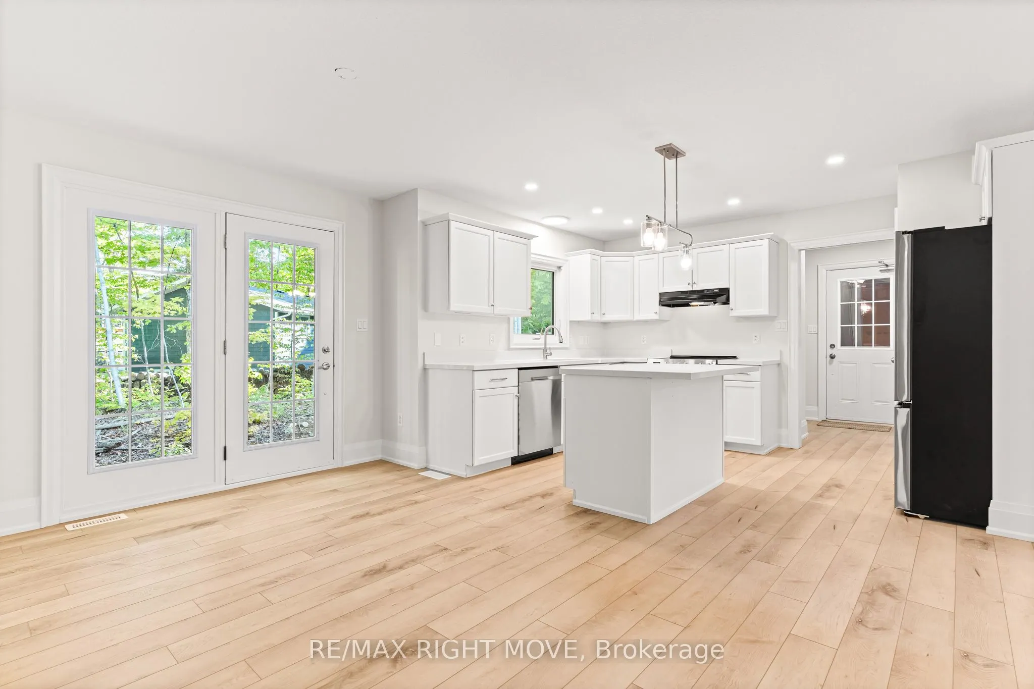 1 ojibway Court
