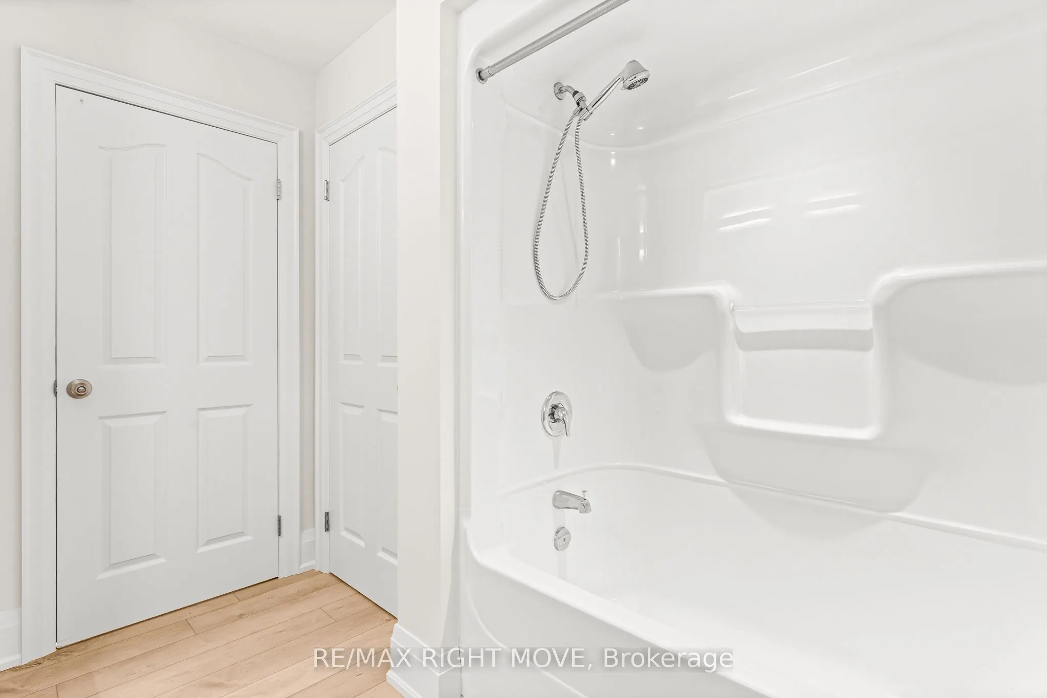 1 ojibway Court