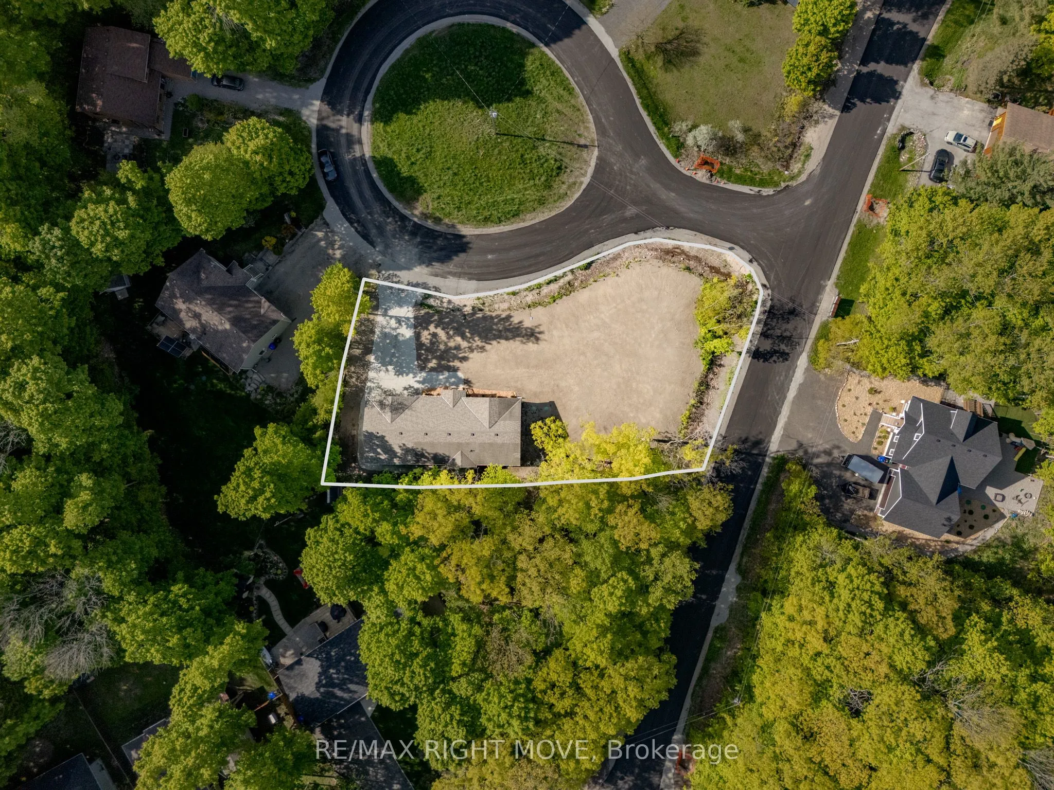 1 ojibway Court