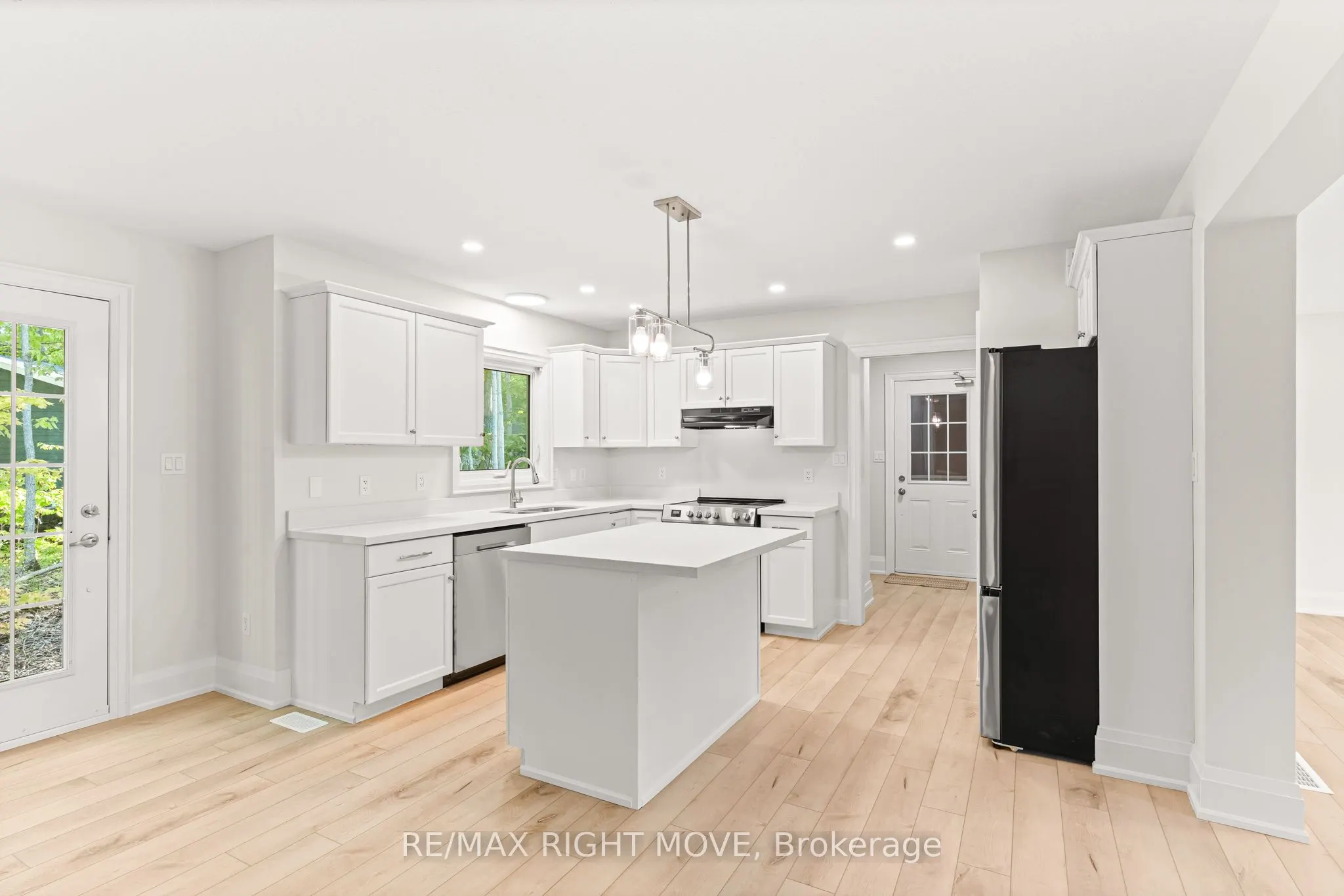 1 ojibway Court