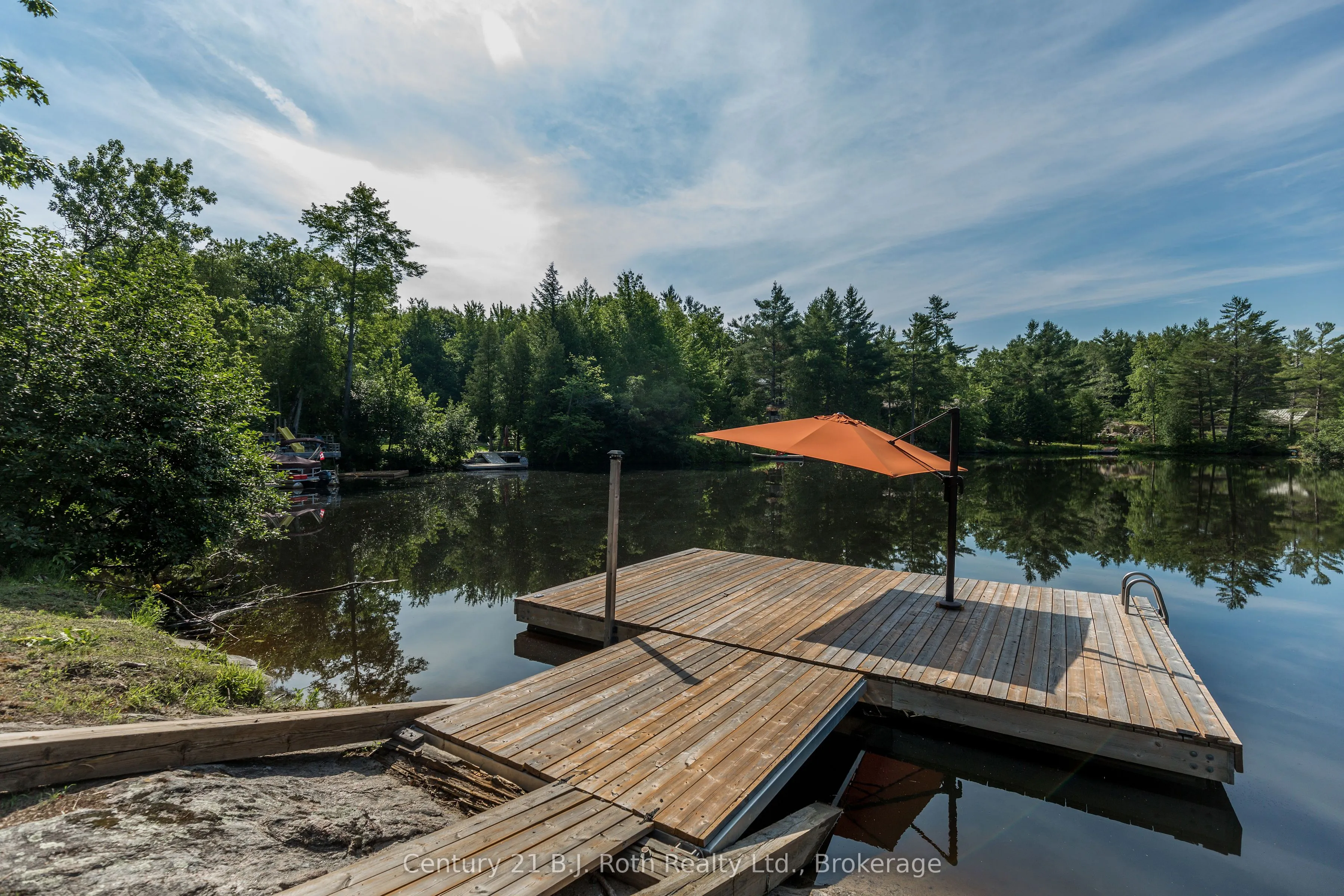 2983 WHELAN Way
