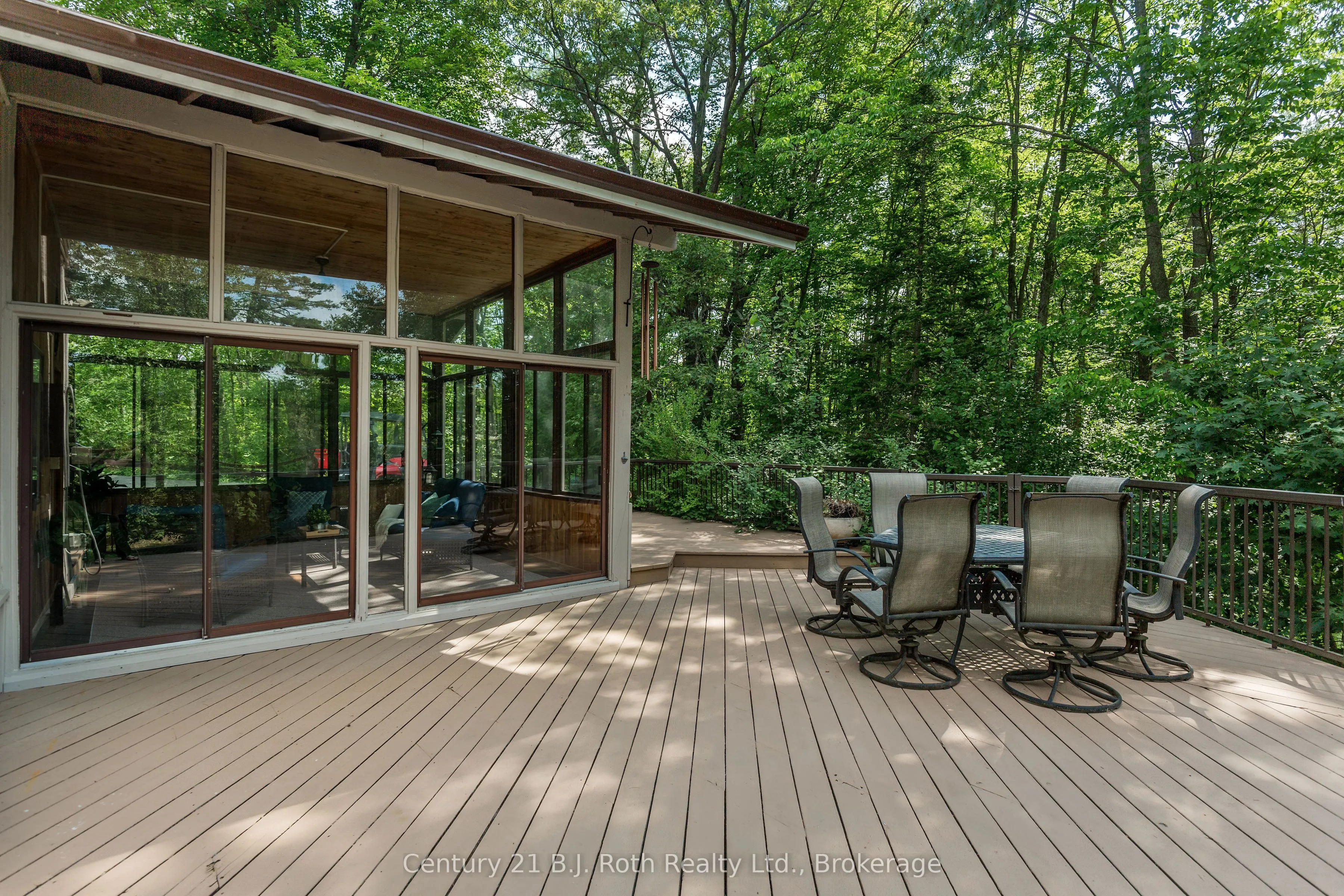 2983 WHELAN Way