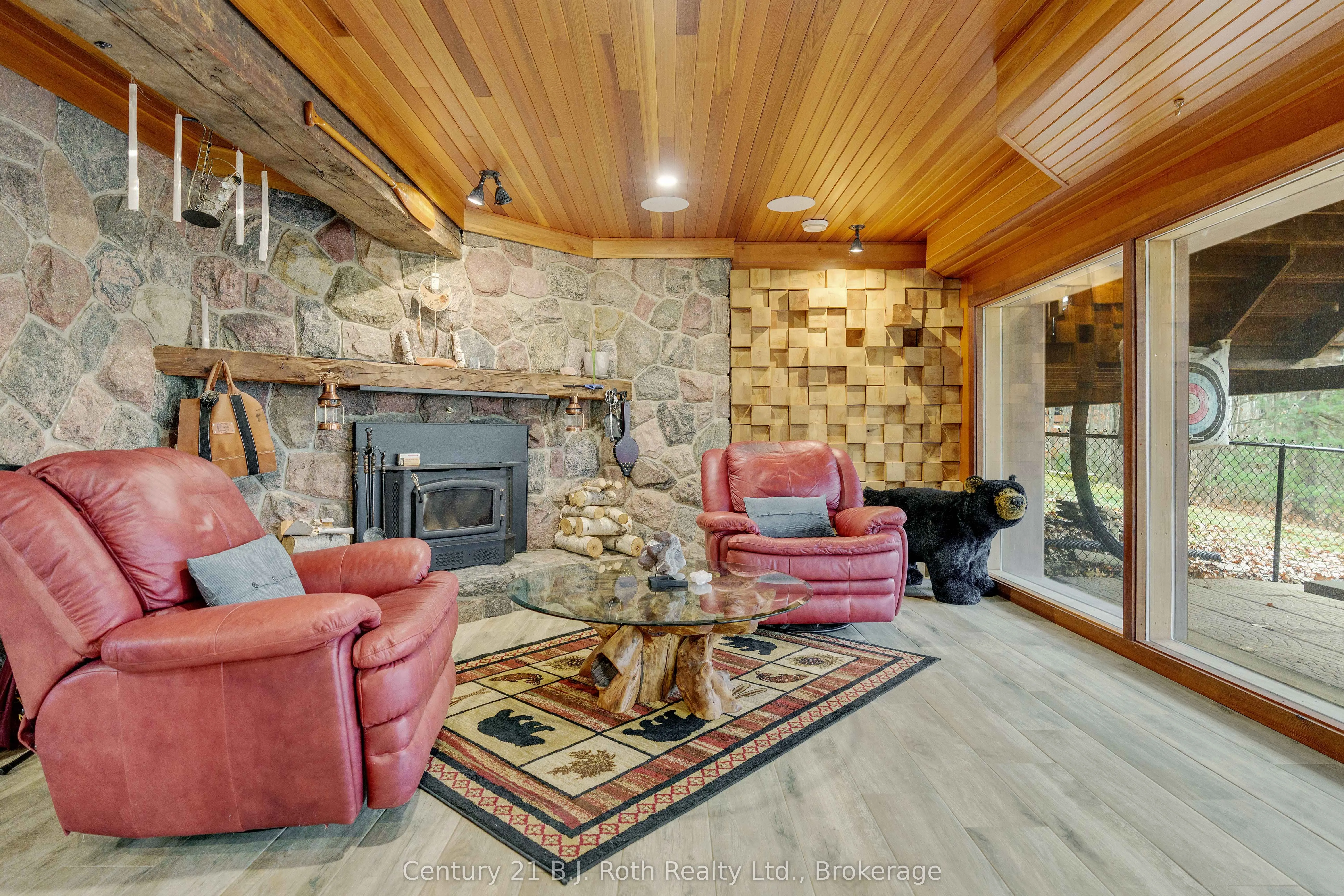 2983 WHELAN Way