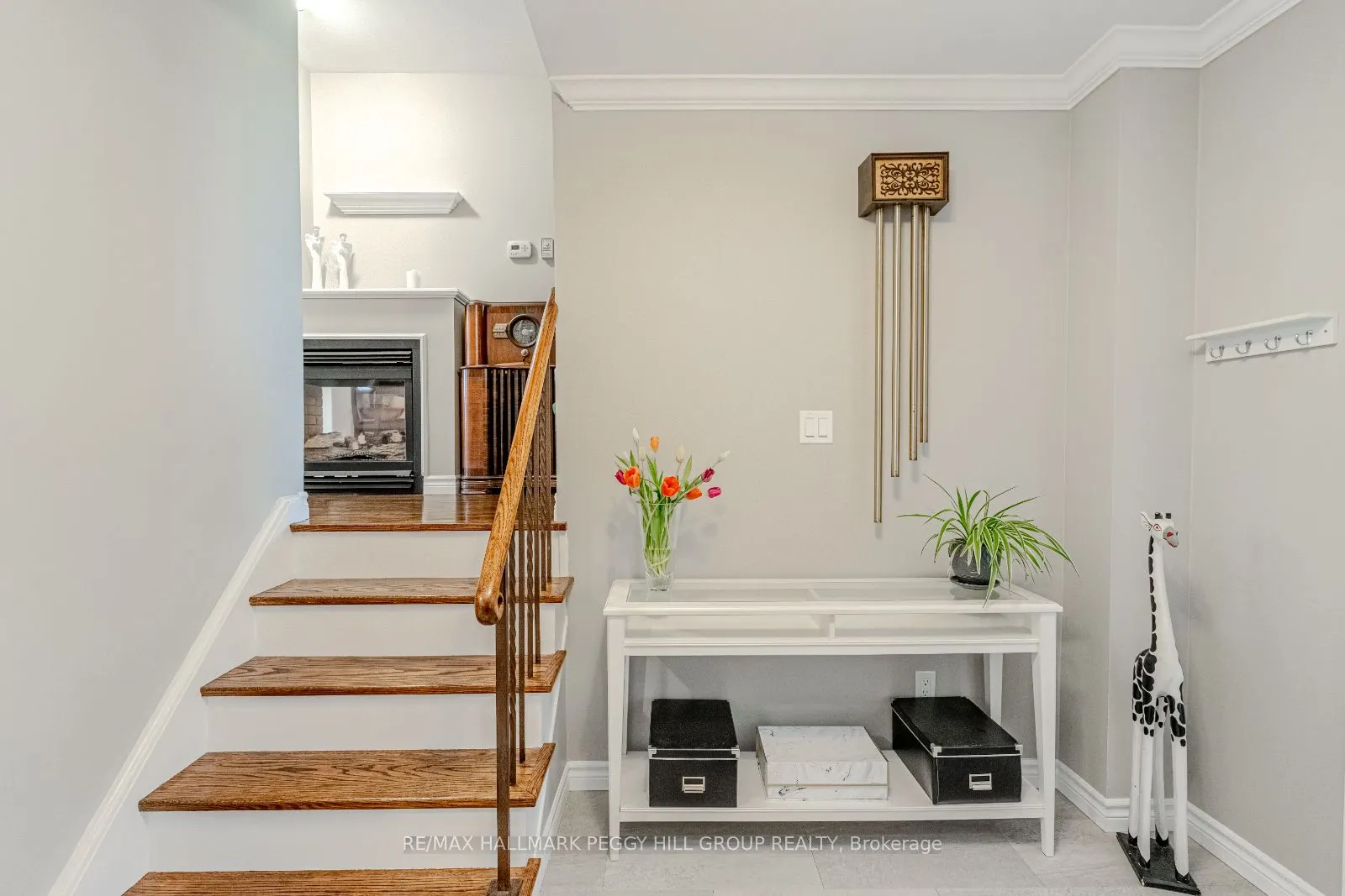 33 Porter Crescent