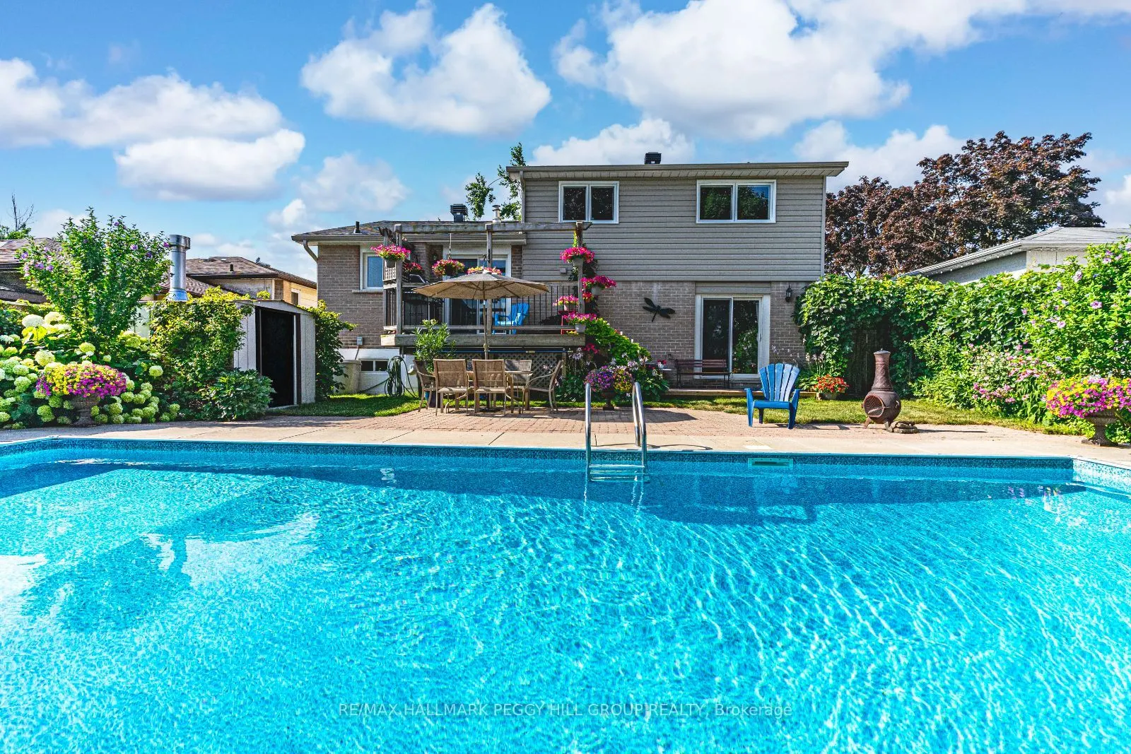 33 Porter Crescent