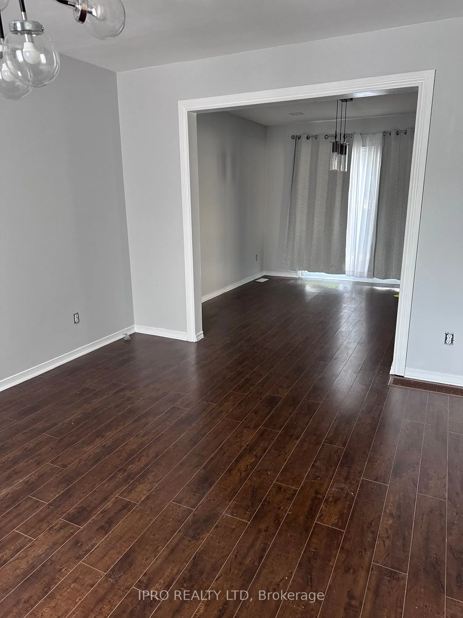 296 Hickling Trail, #Upper