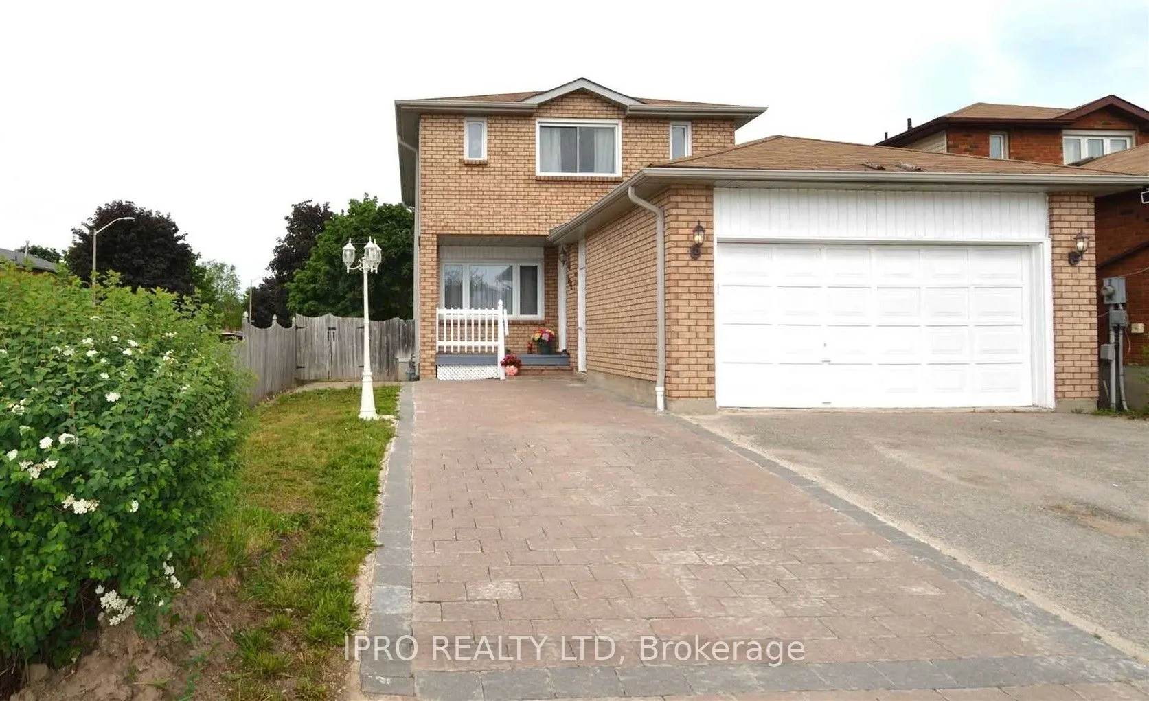 296 Hickling Trail, #Upper