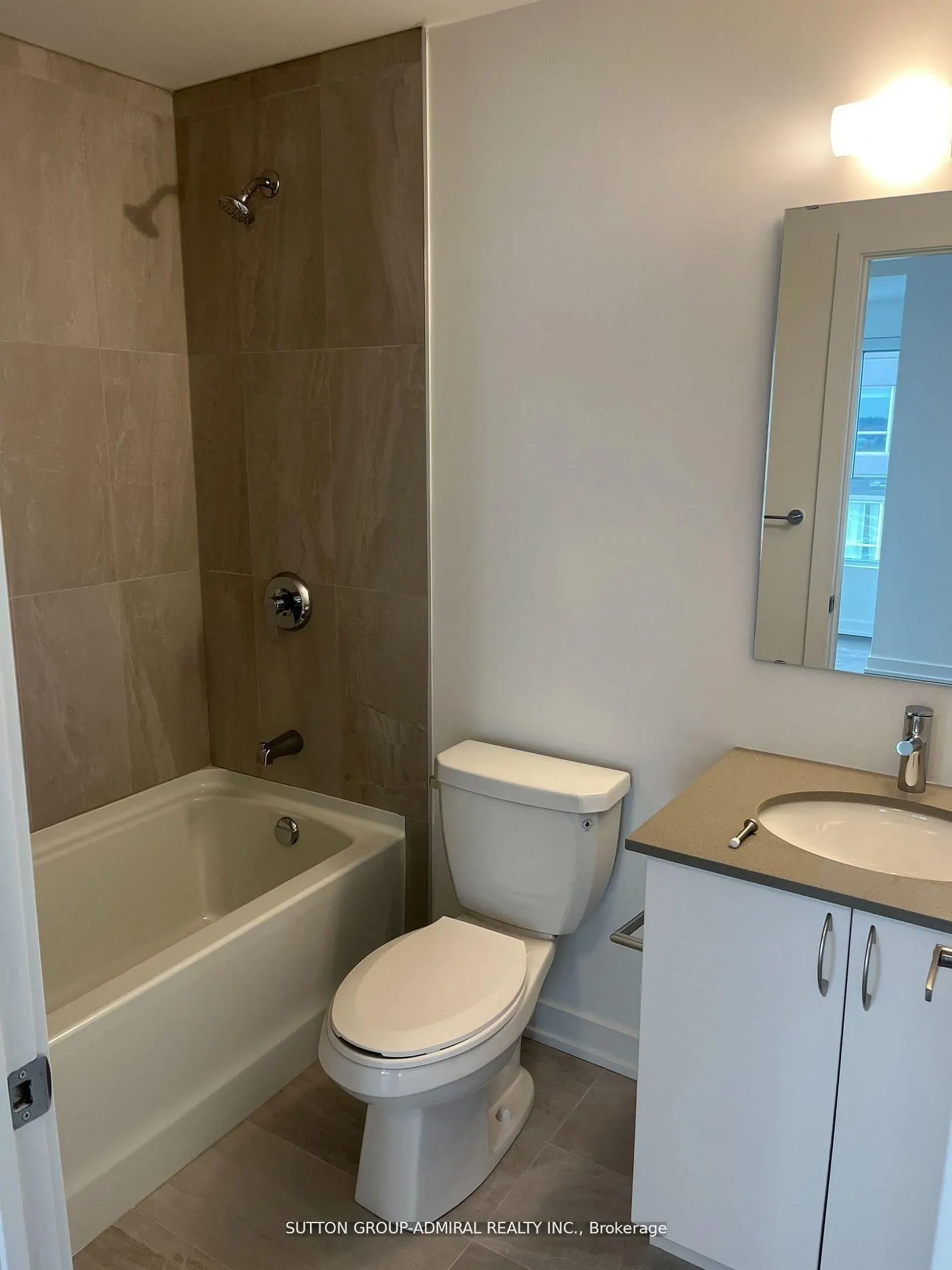 56 Lakeside Terrace, #510