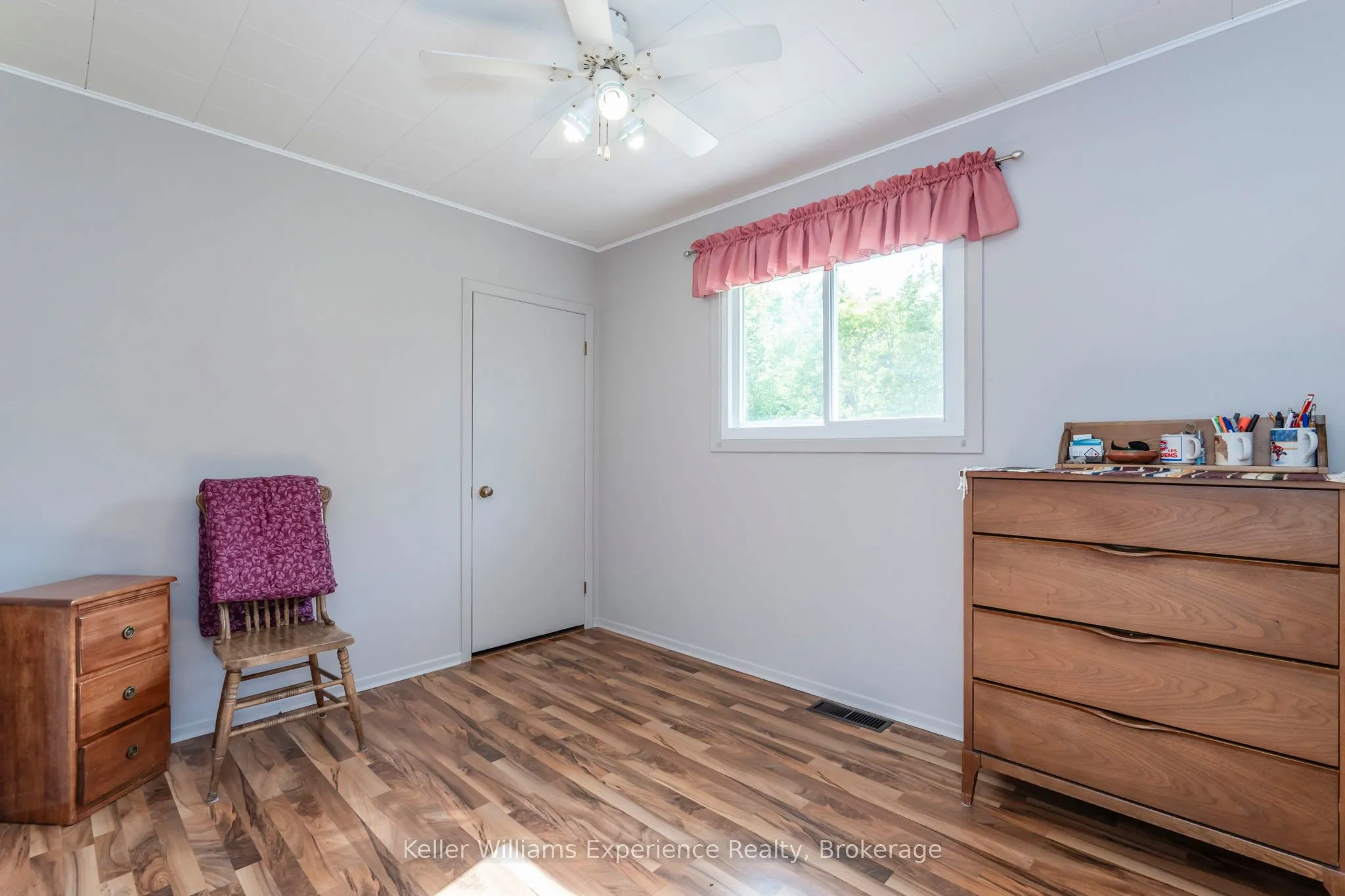450 Concession 11 Road E