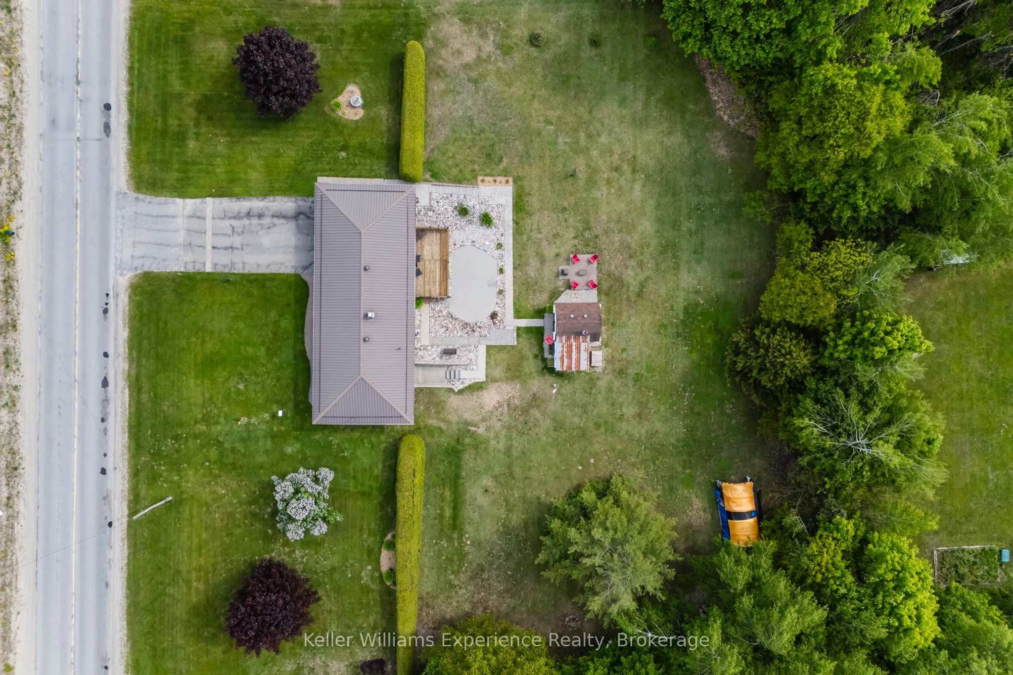 450 Concession 11 Road E