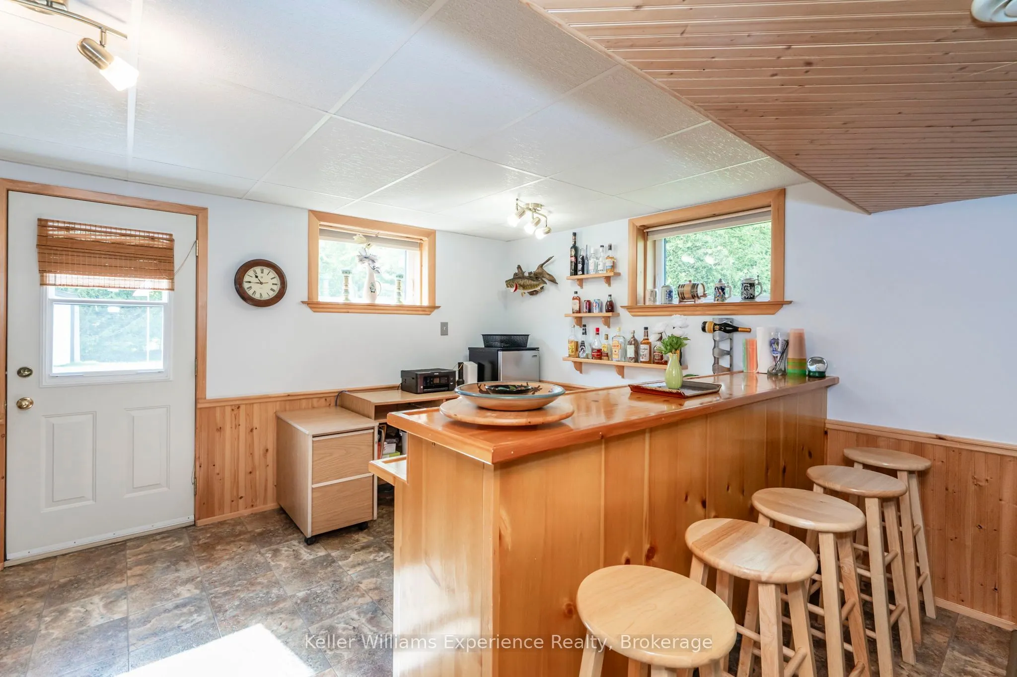 450 Concession 11 Road E