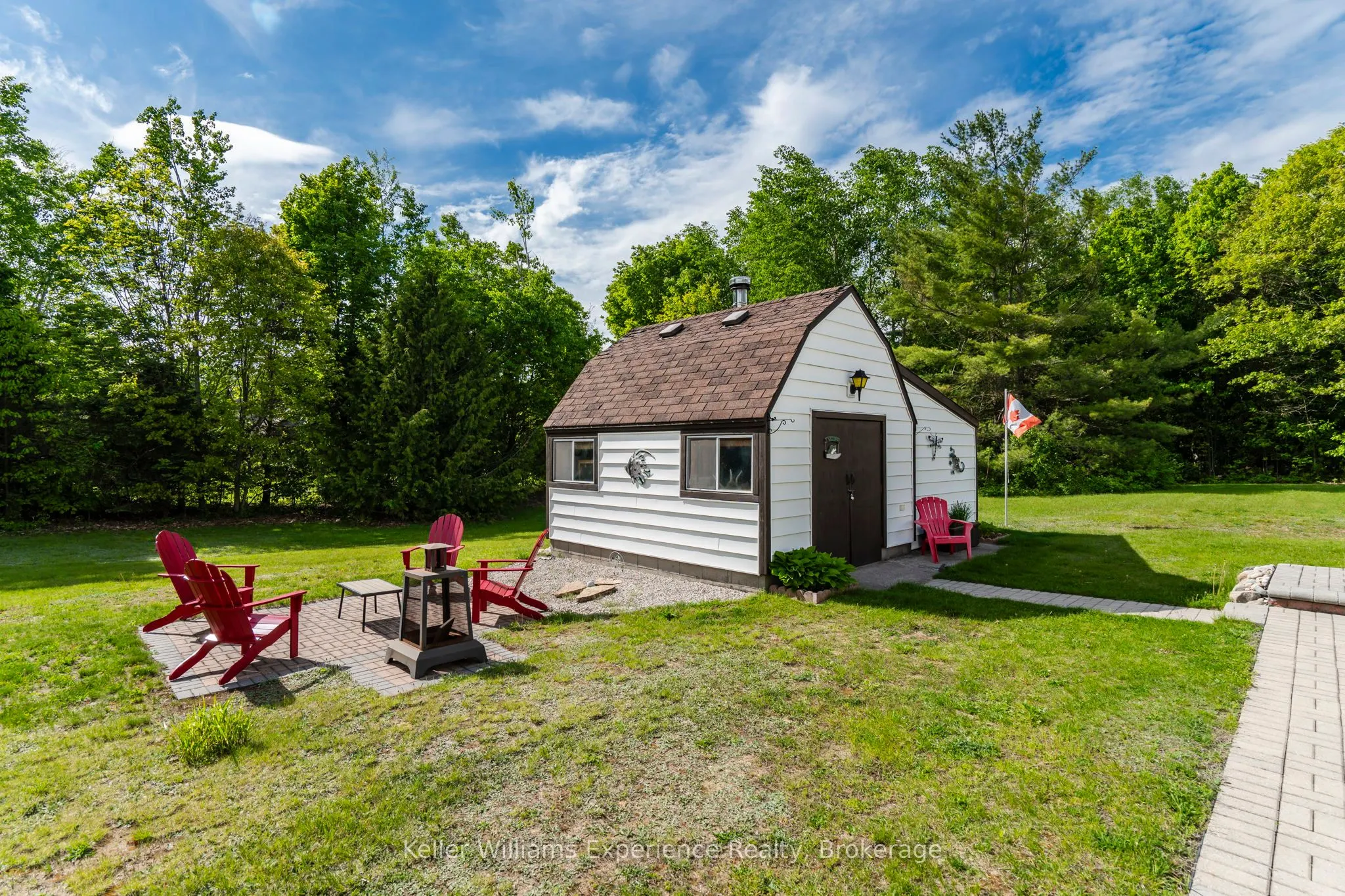 450 Concession 11 Road E