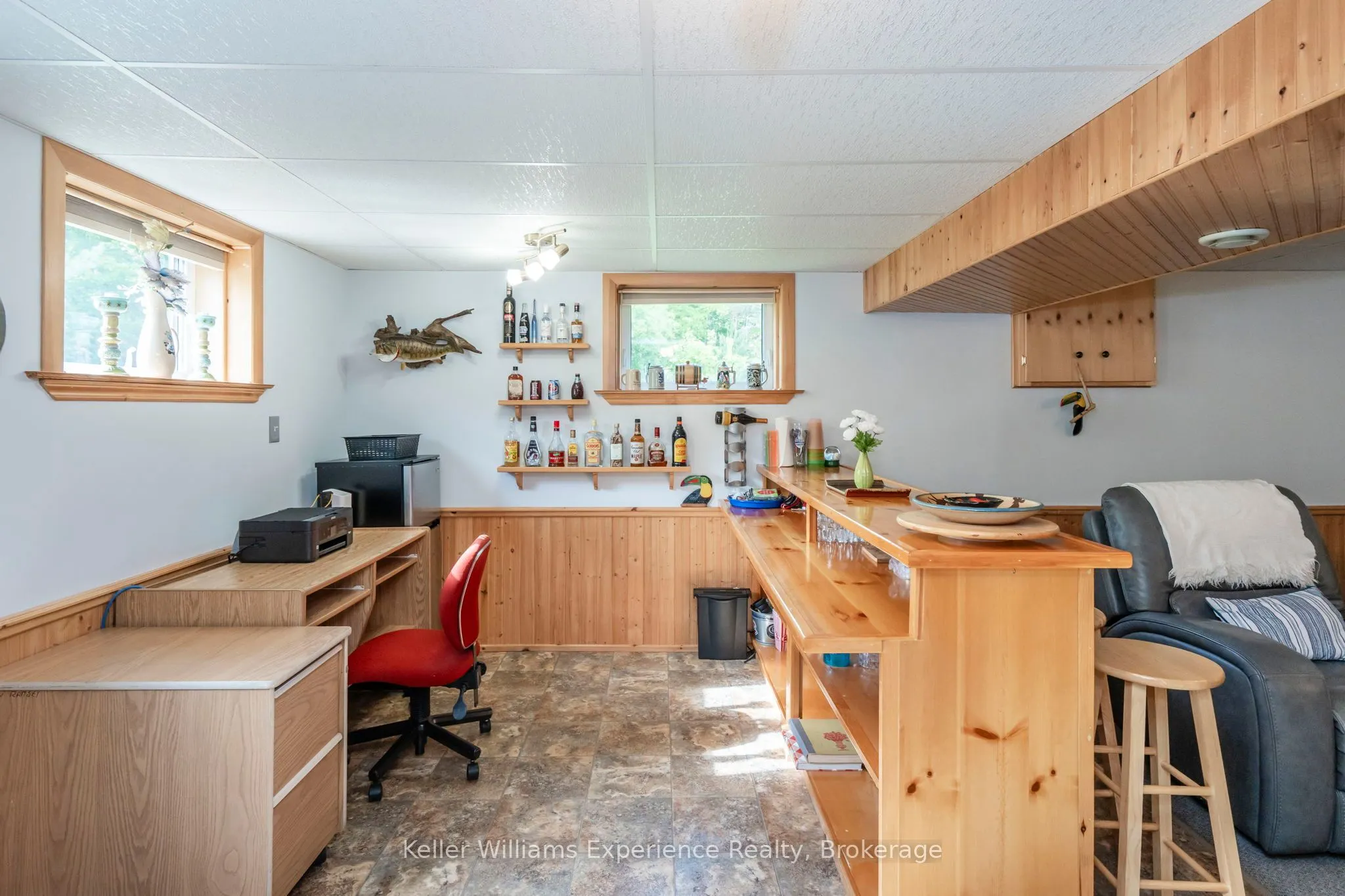 450 Concession 11 Road E
