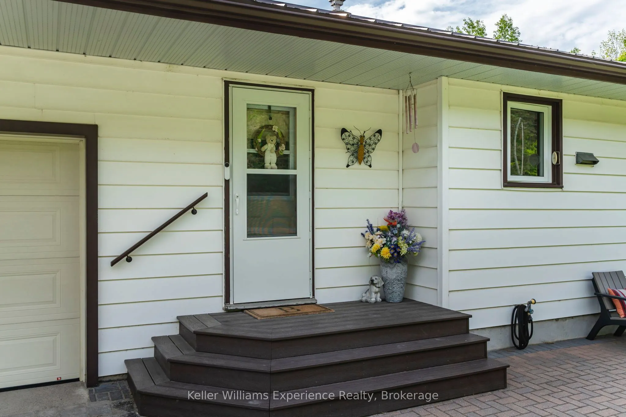 450 Concession 11 Road E
