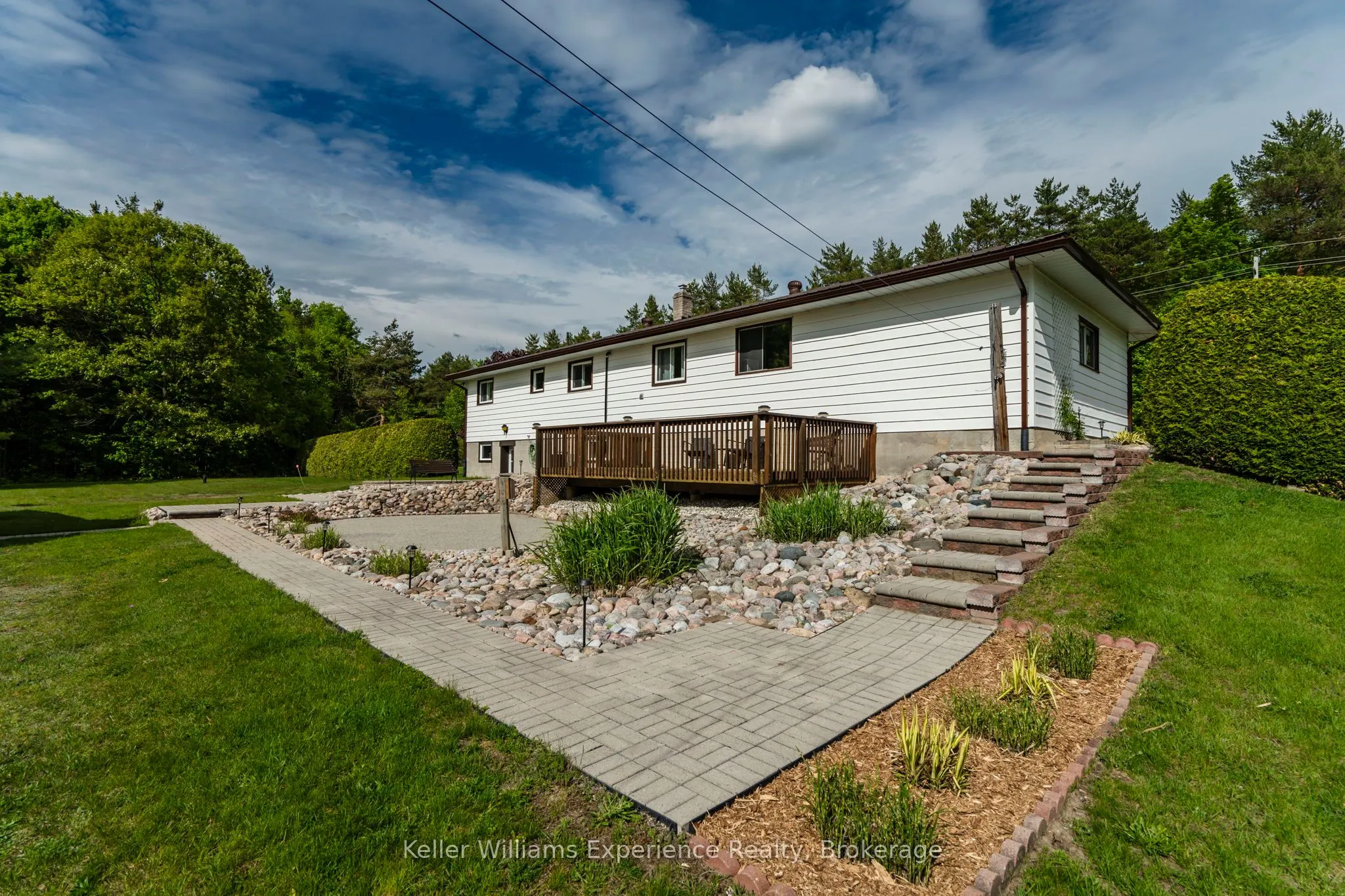 450 Concession 11 Road E