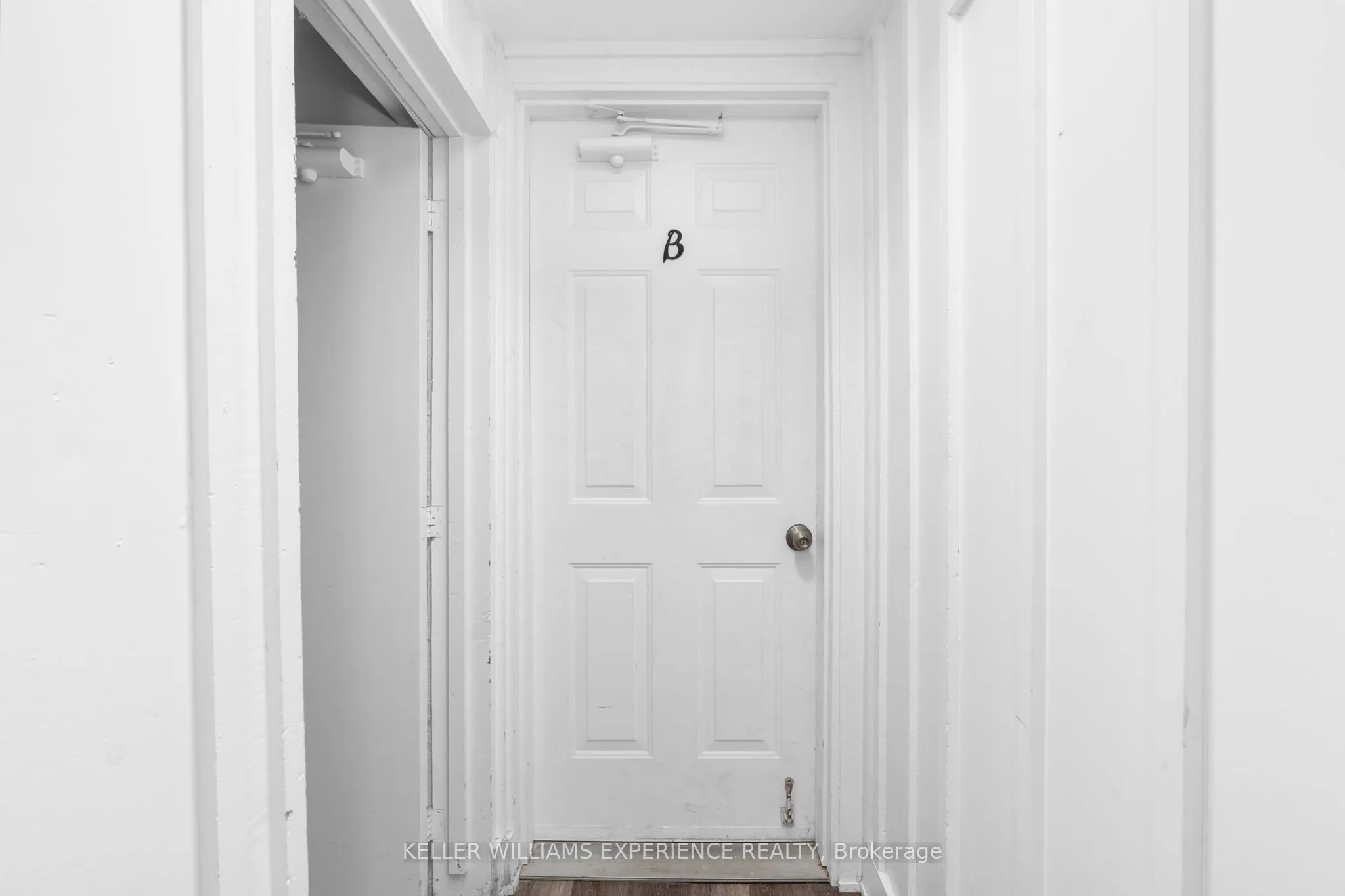 29 Parkdale Crescent, #Unit 1