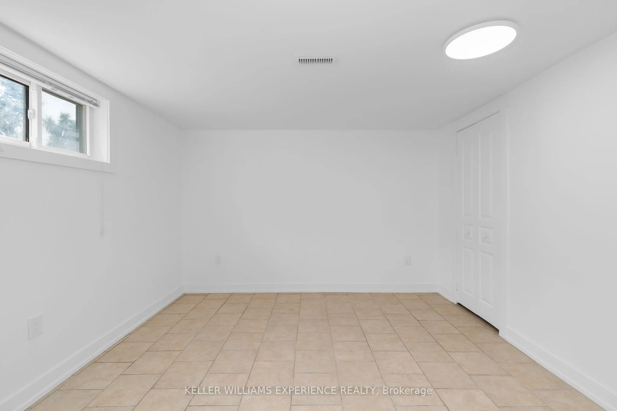 29 Parkdale Crescent, #Unit 1