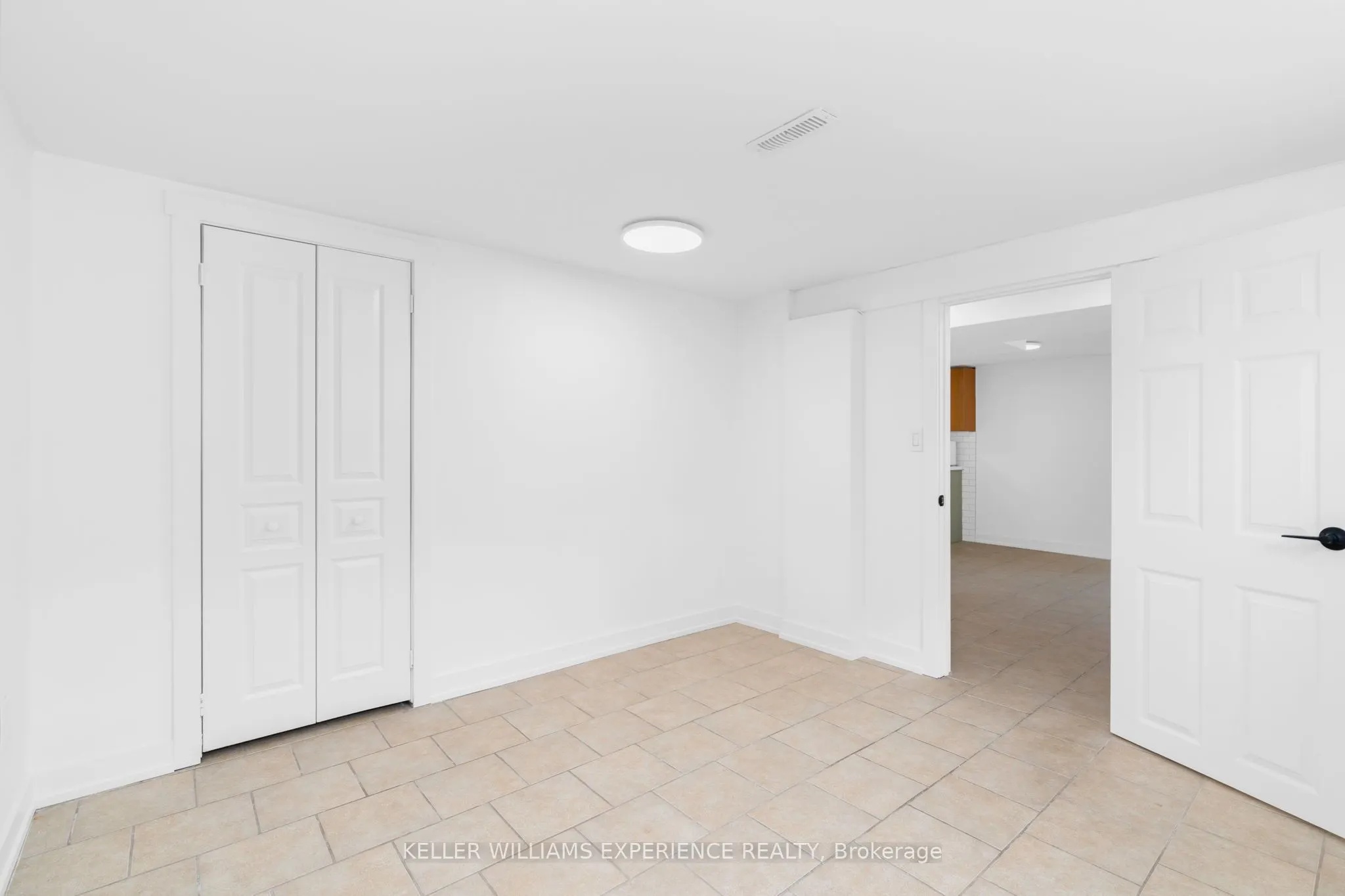 29 Parkdale Crescent, #Unit 1