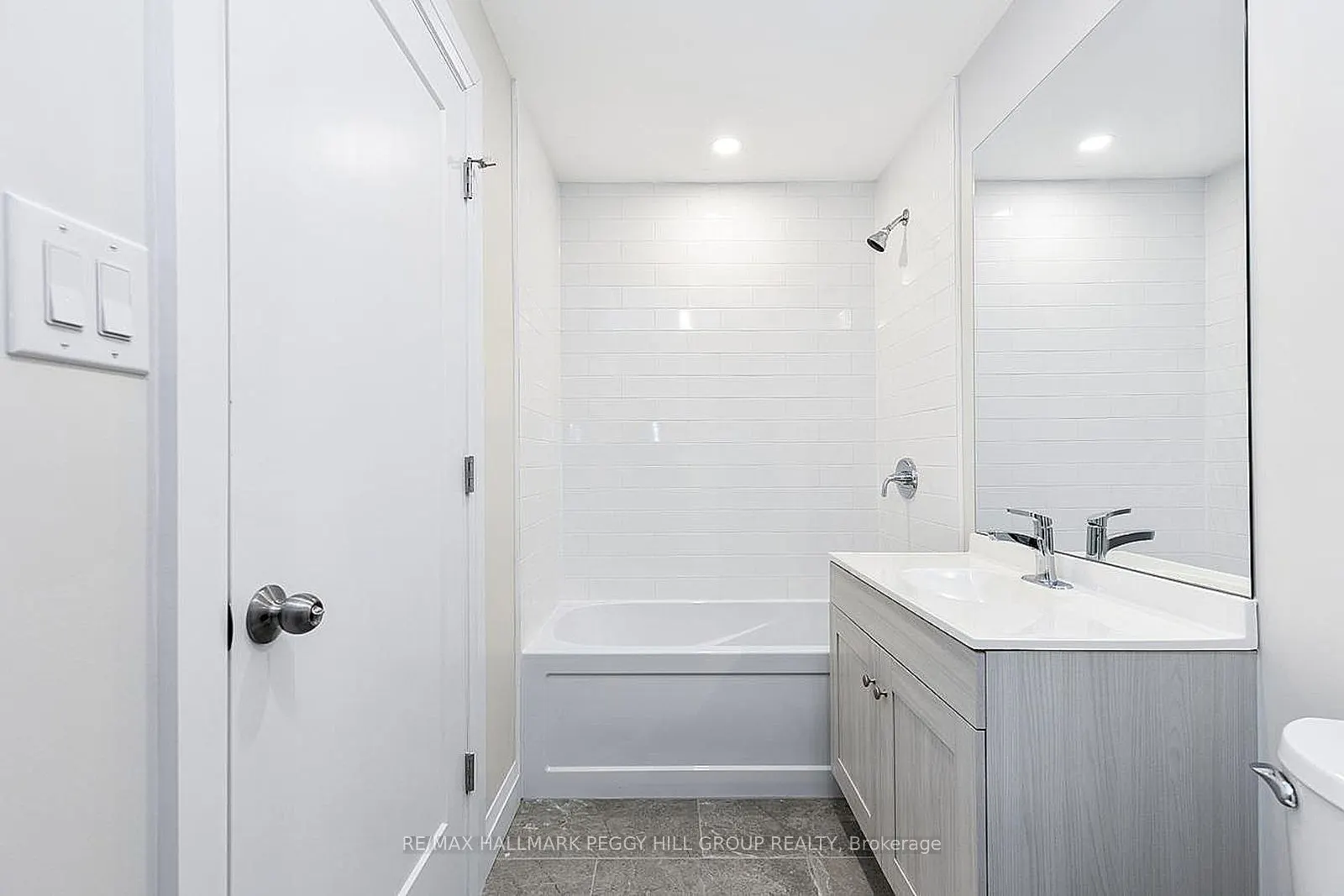 152 Owen Street, #Unit B