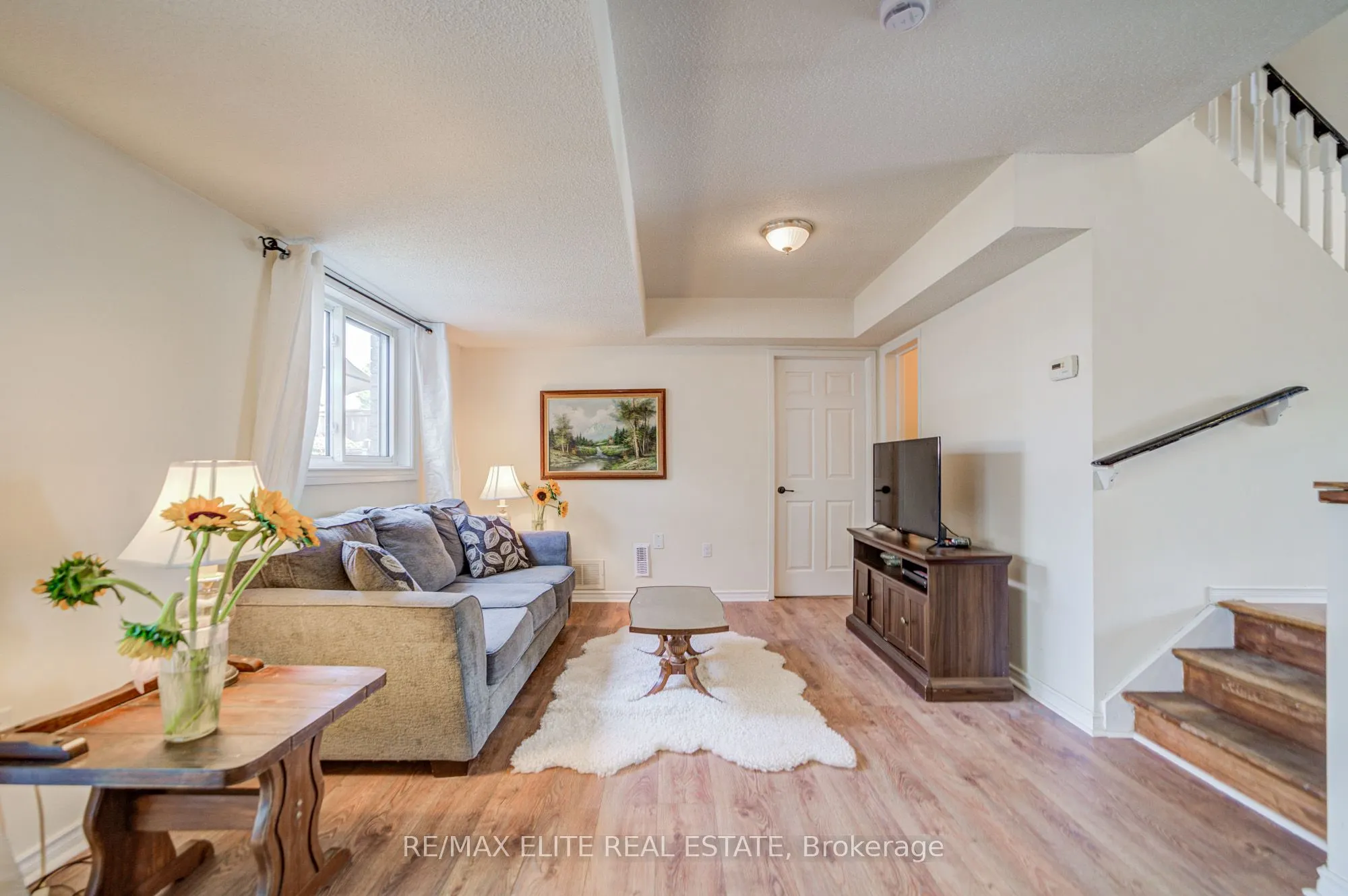 222 Country Lane