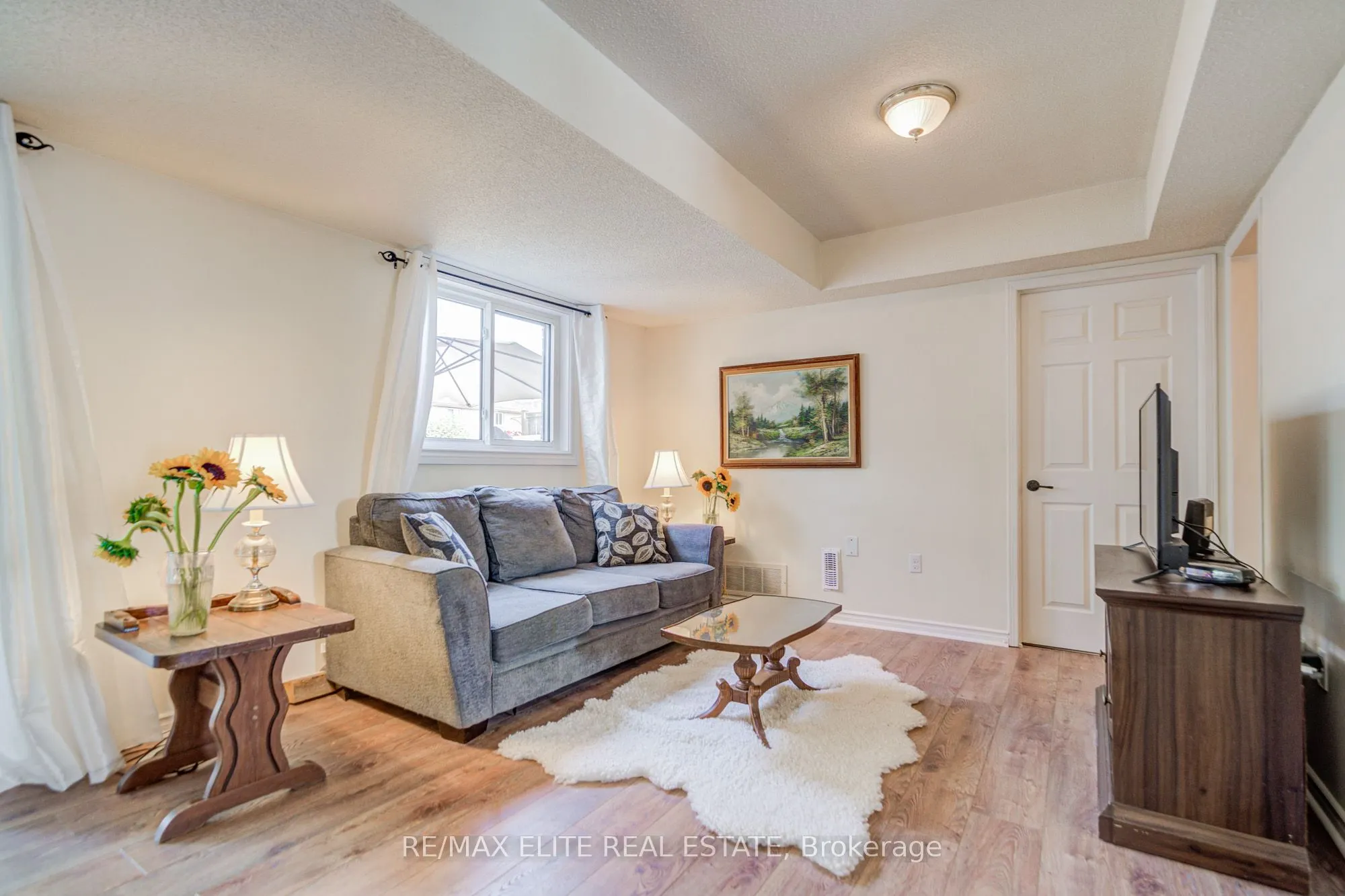 222 Country Lane