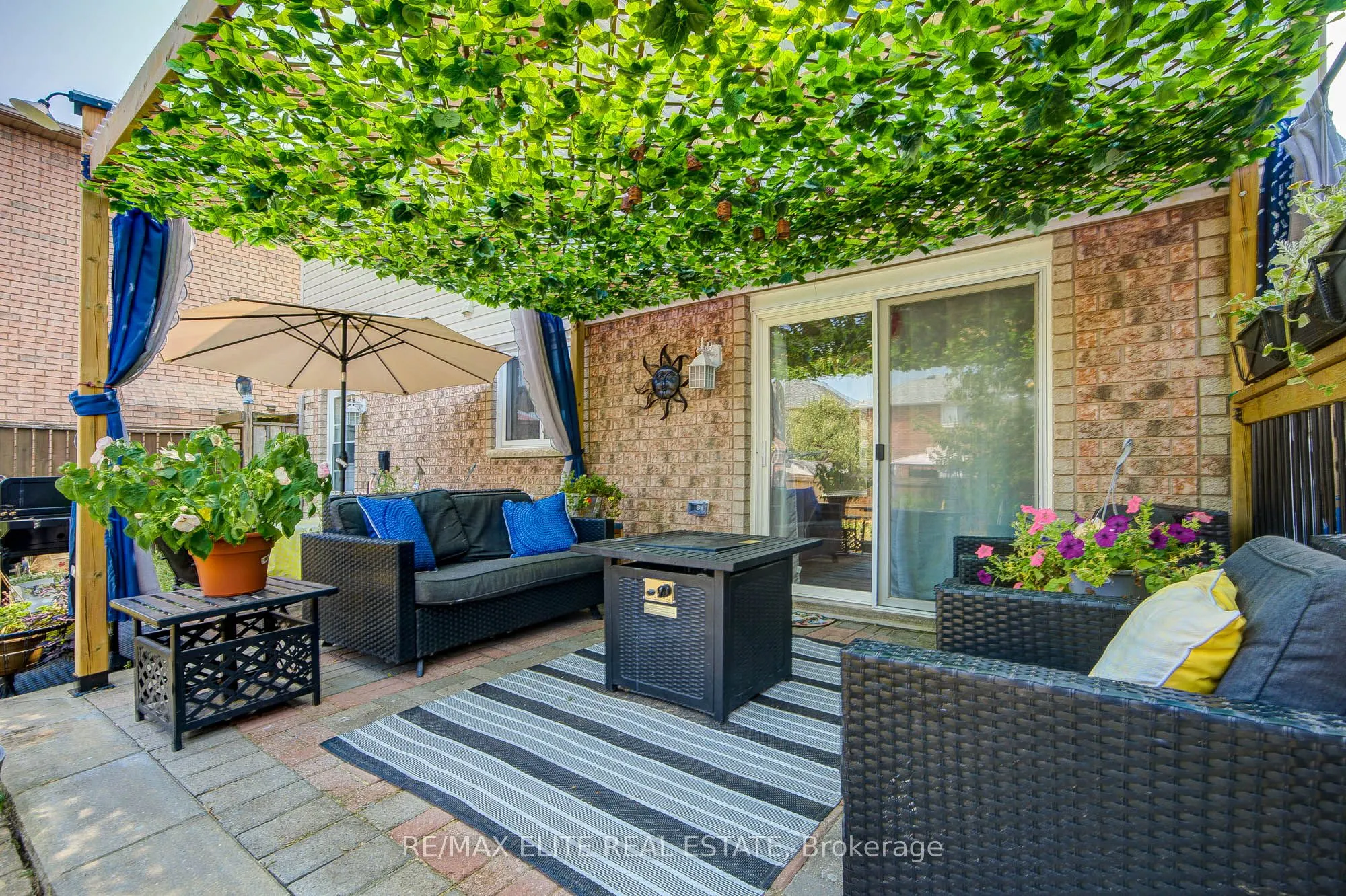222 Country Lane