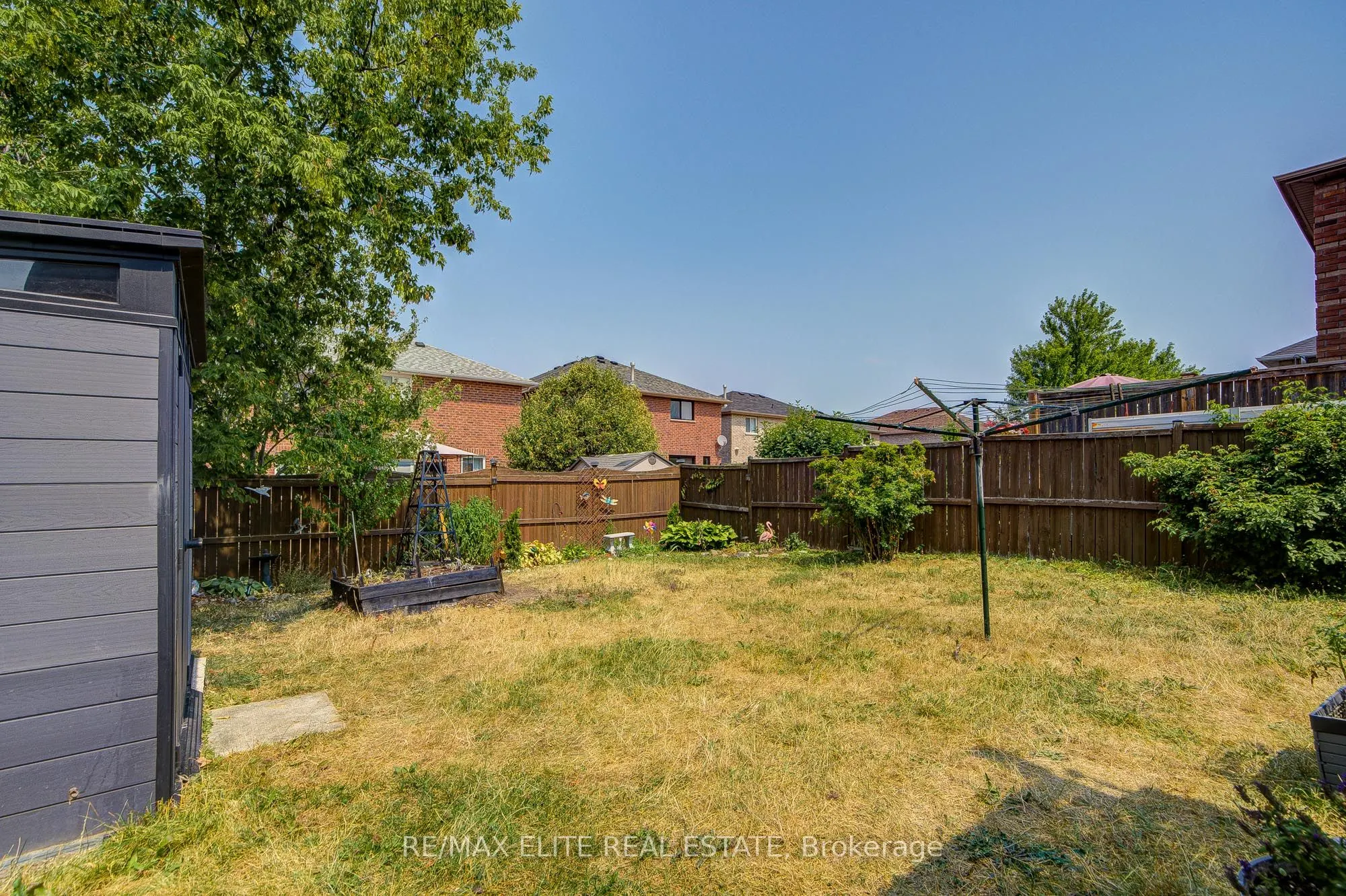 222 Country Lane