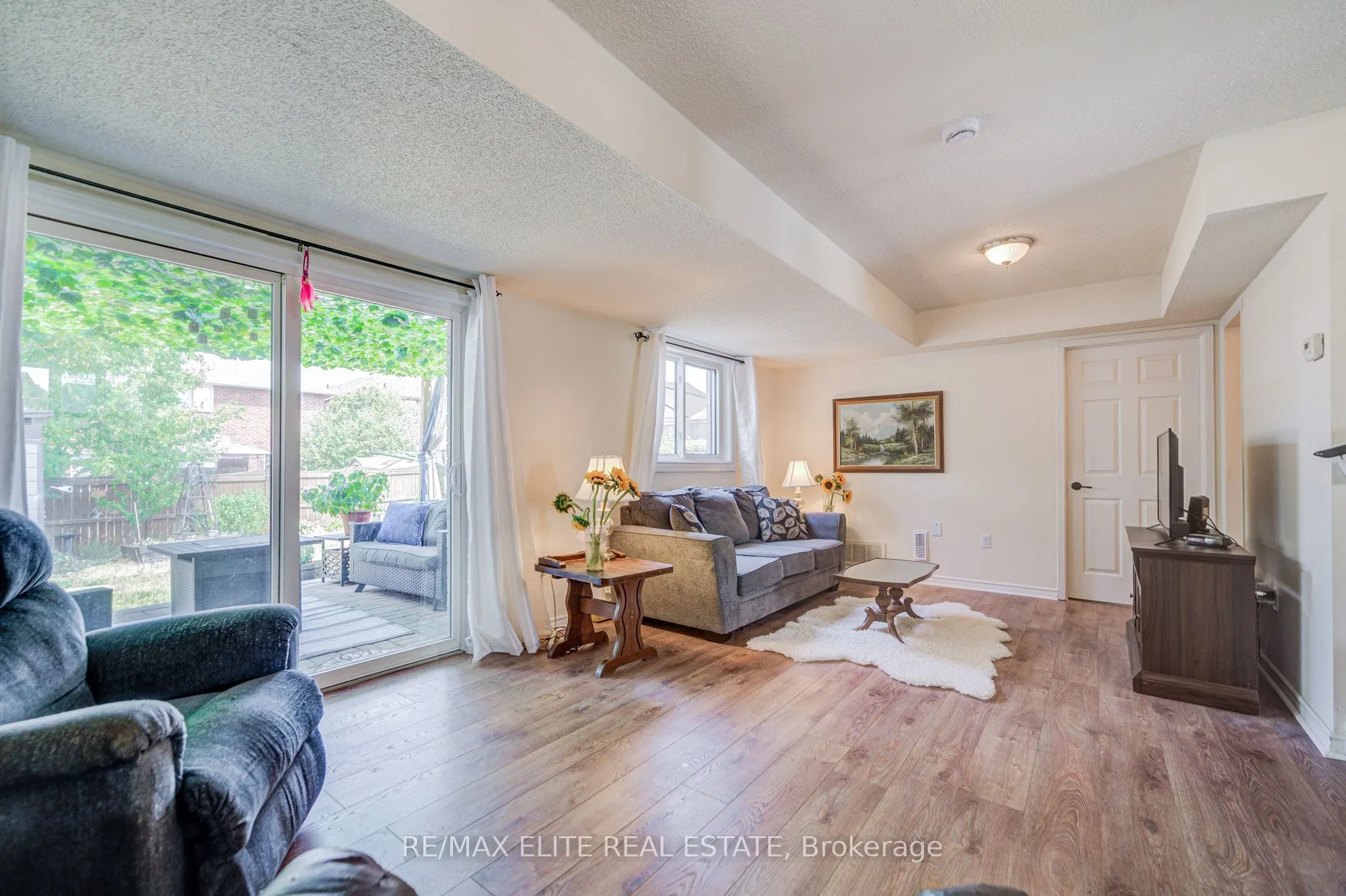 222 Country Lane