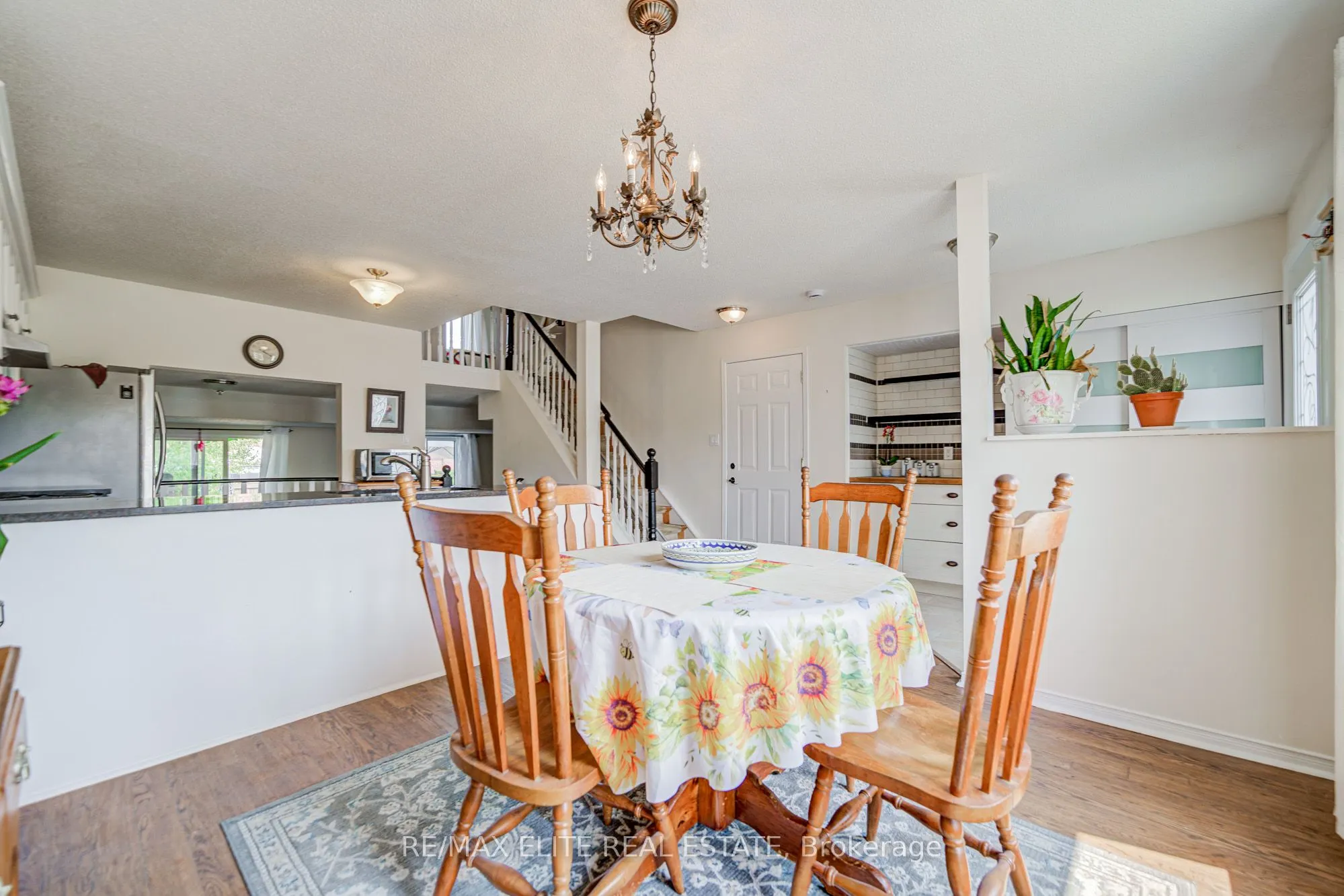 222 Country Lane