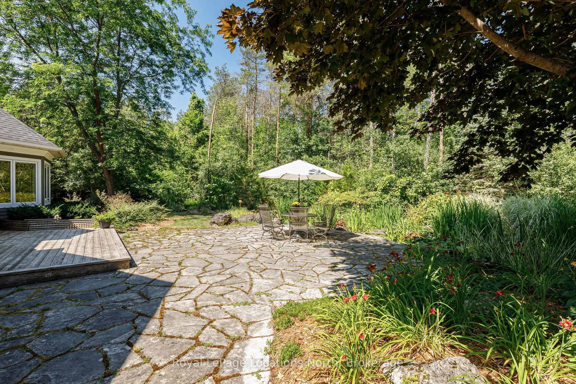 6 Alpine Court