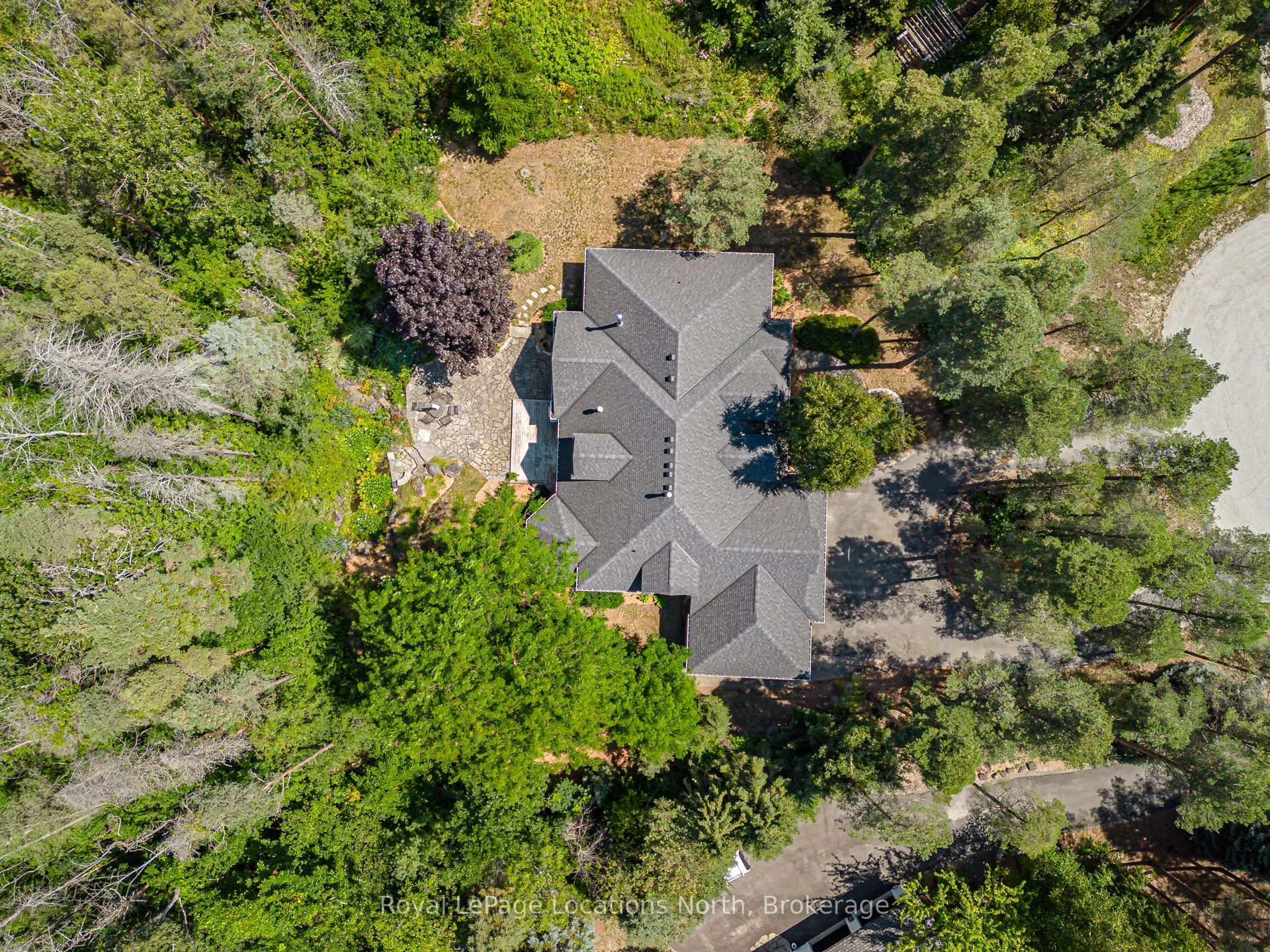 6 Alpine Court