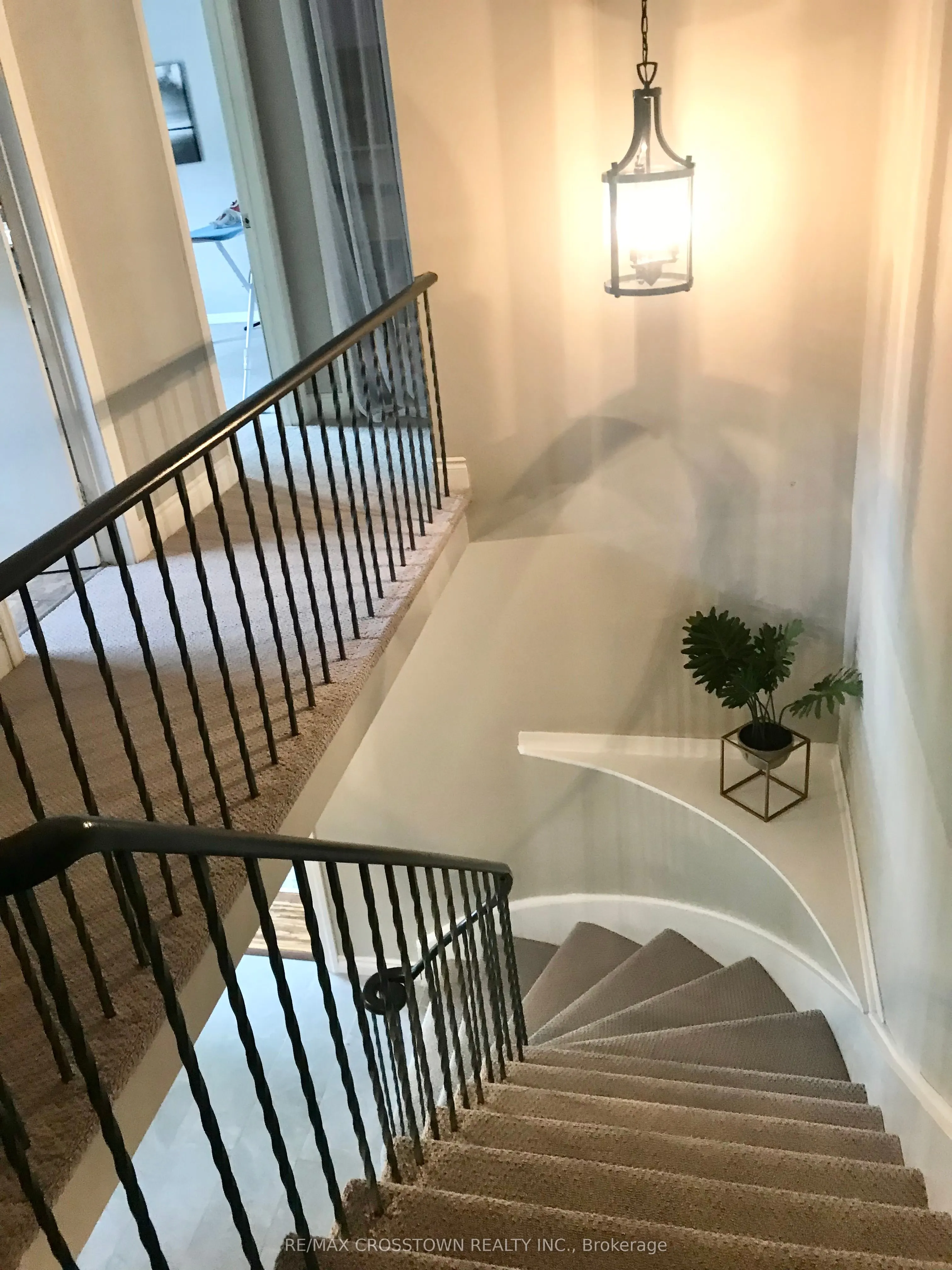7 Hailey Hollow, #Upper