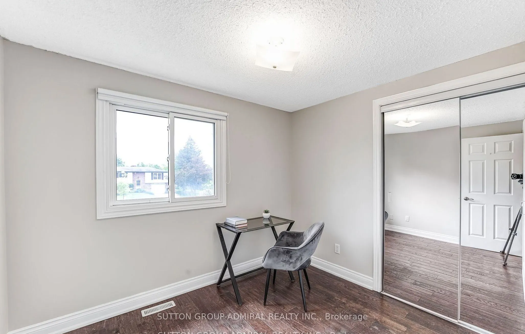 14 Chippawa (Main) Court