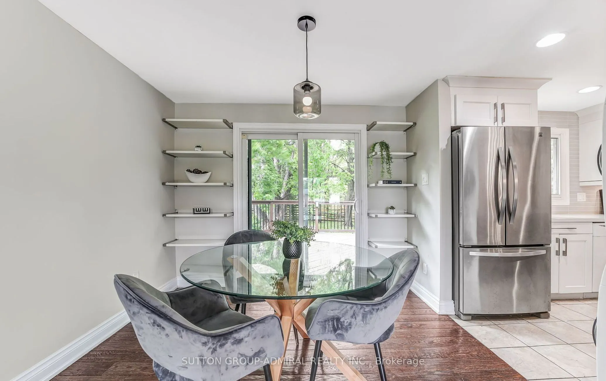 14 Chippawa (Main) Court