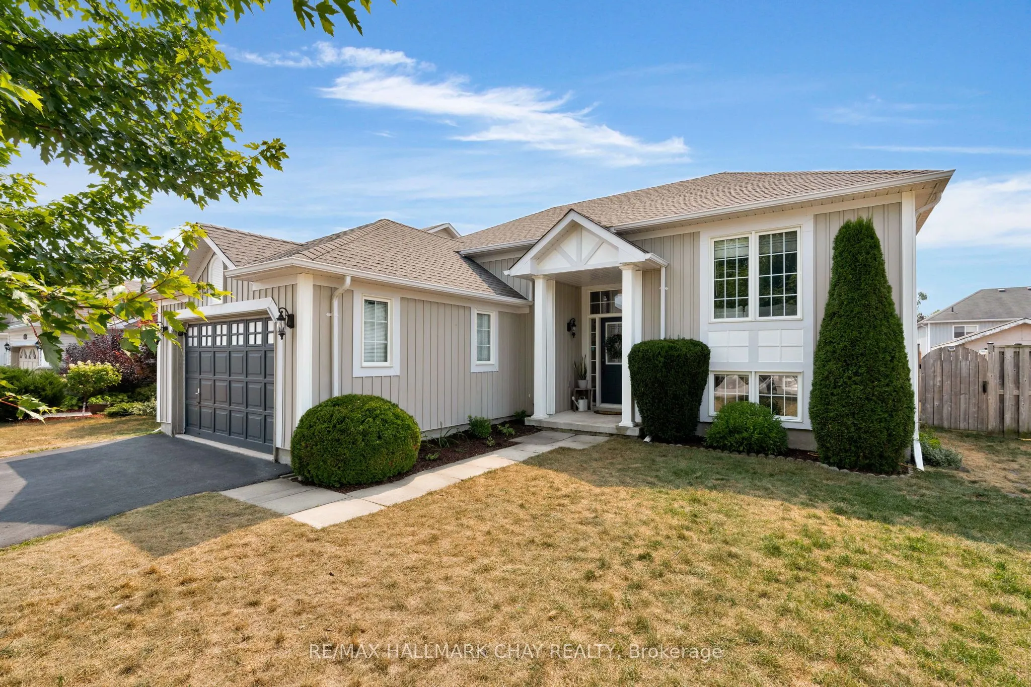 204 Forest Crescent