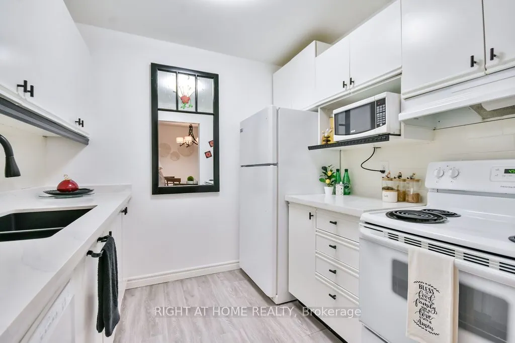 179 Edgehill Drive, #B6