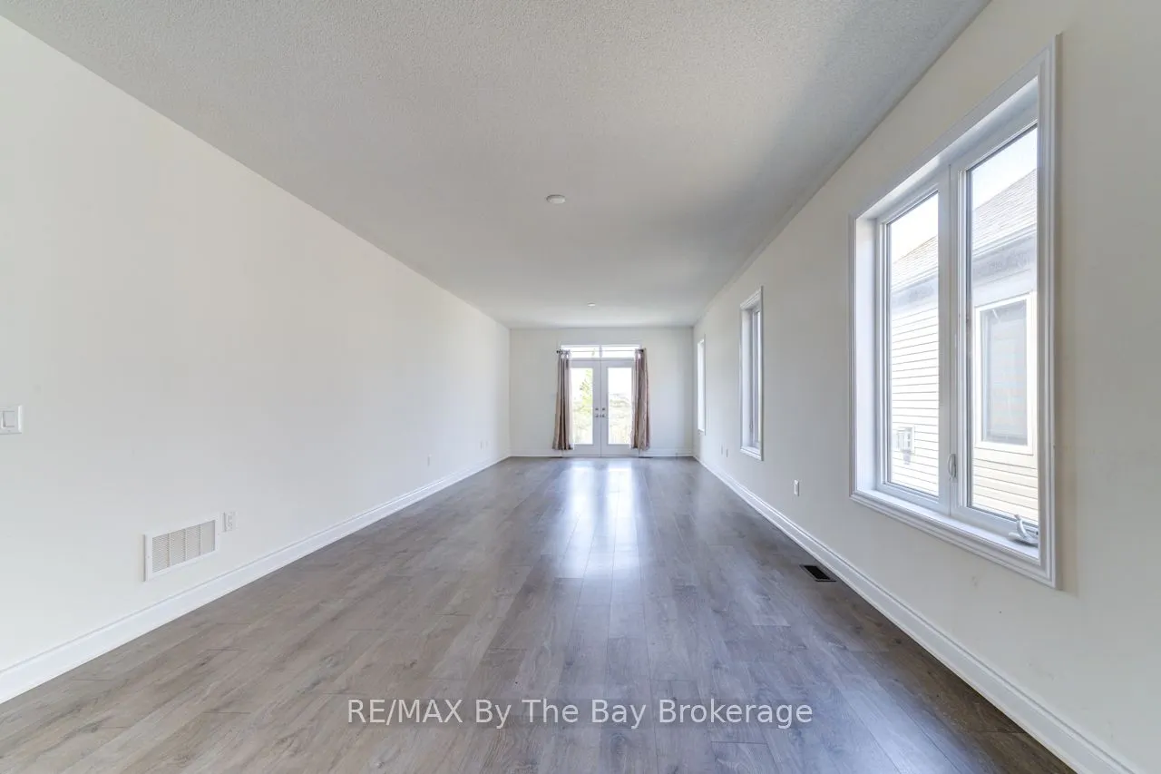 15 Union Boulevard