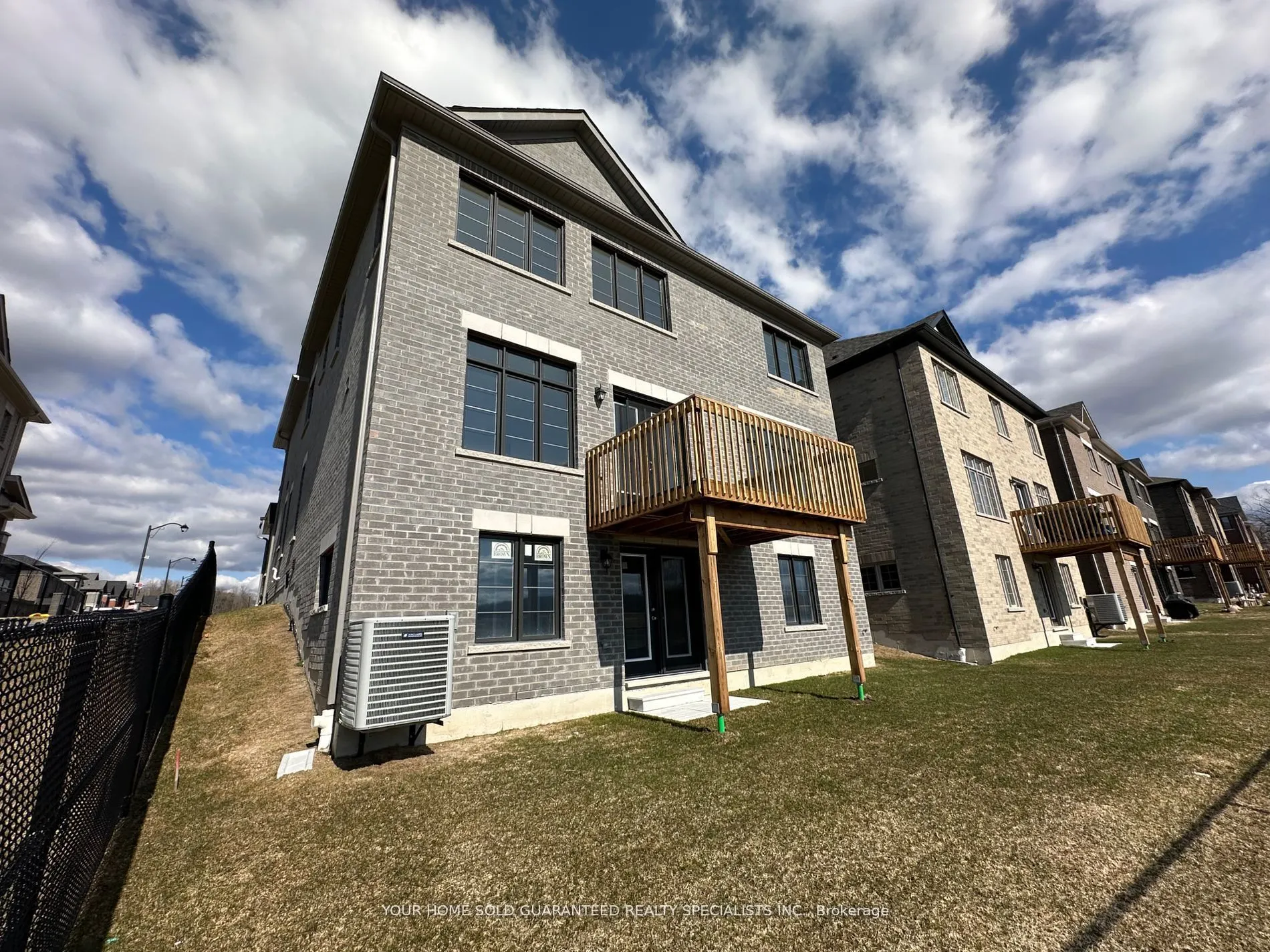 62 Calypso Avenue