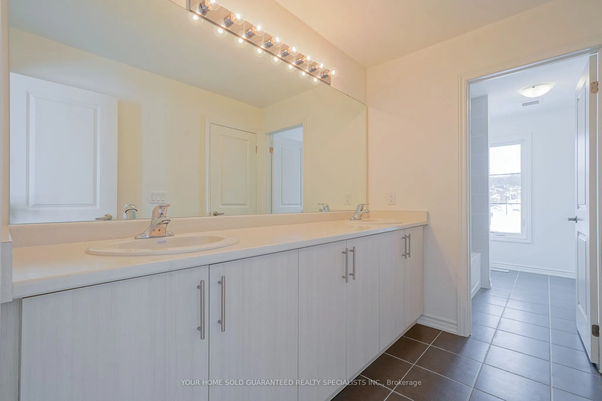 62 Calypso Avenue