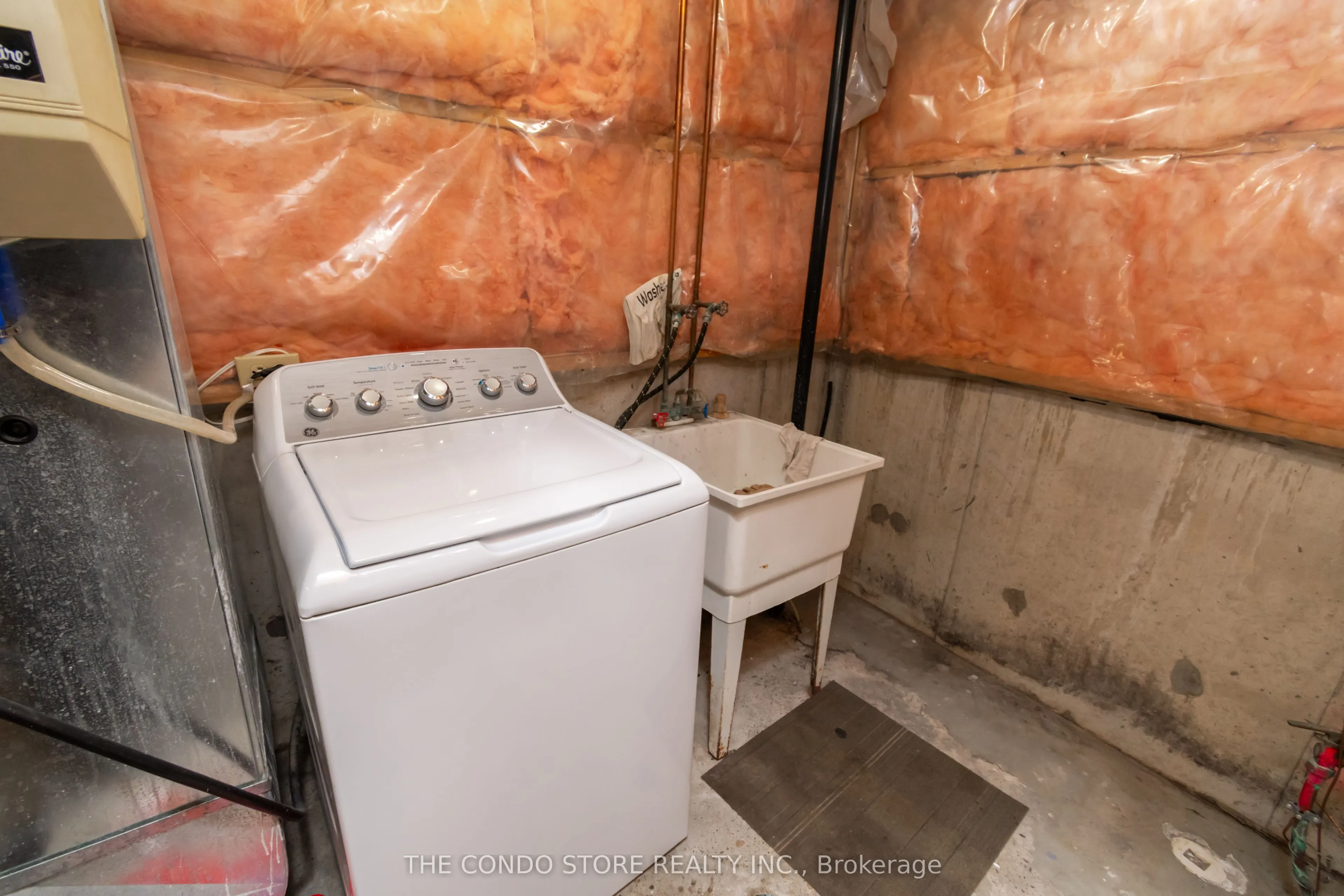 10 Sawmill Road, #32